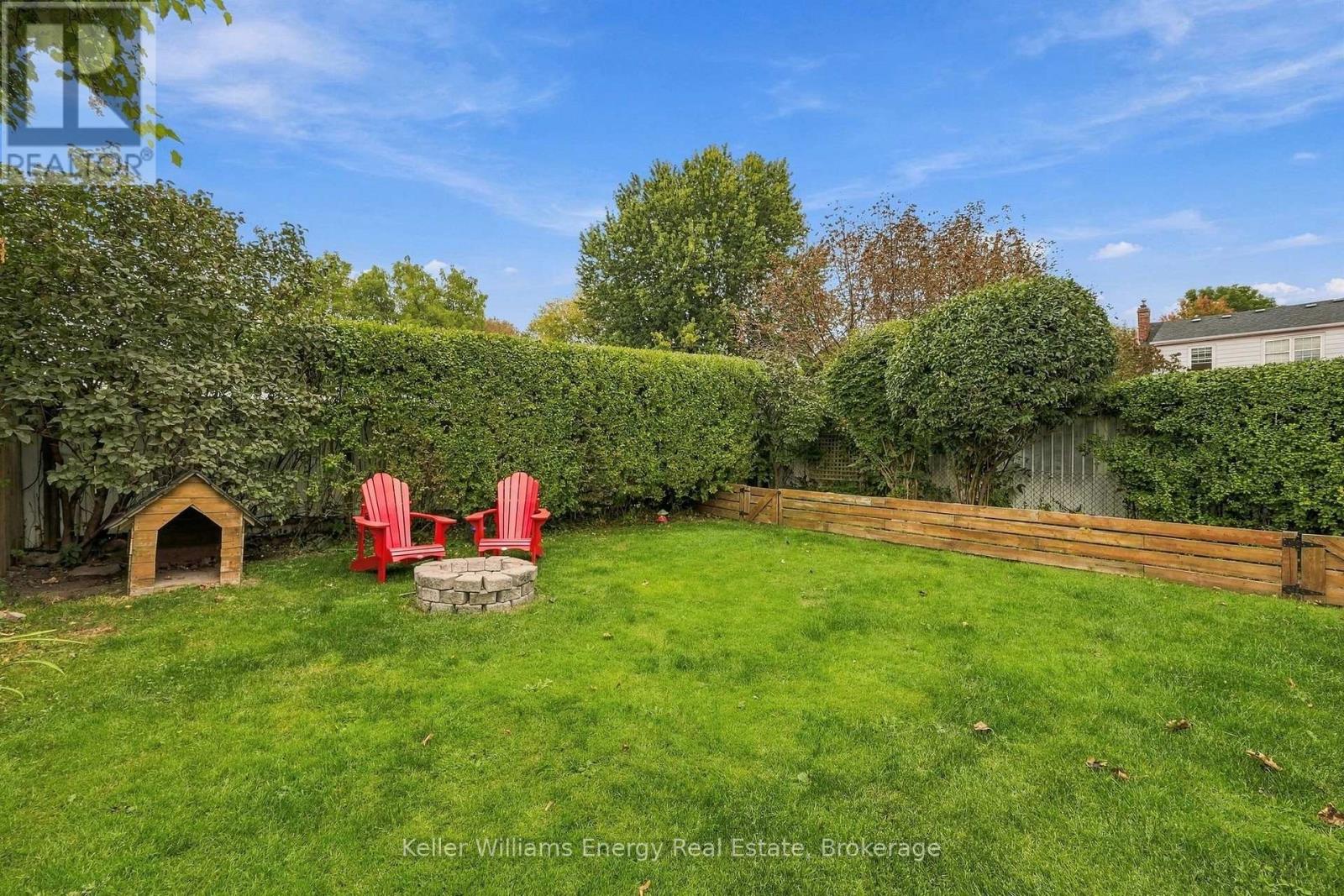 286 Gliddon Avenue Property Photo 41