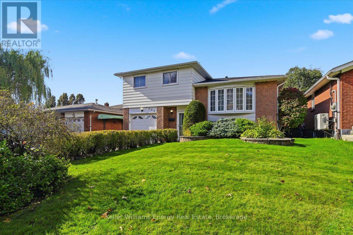 724 Clifton Drive Property Photo 1