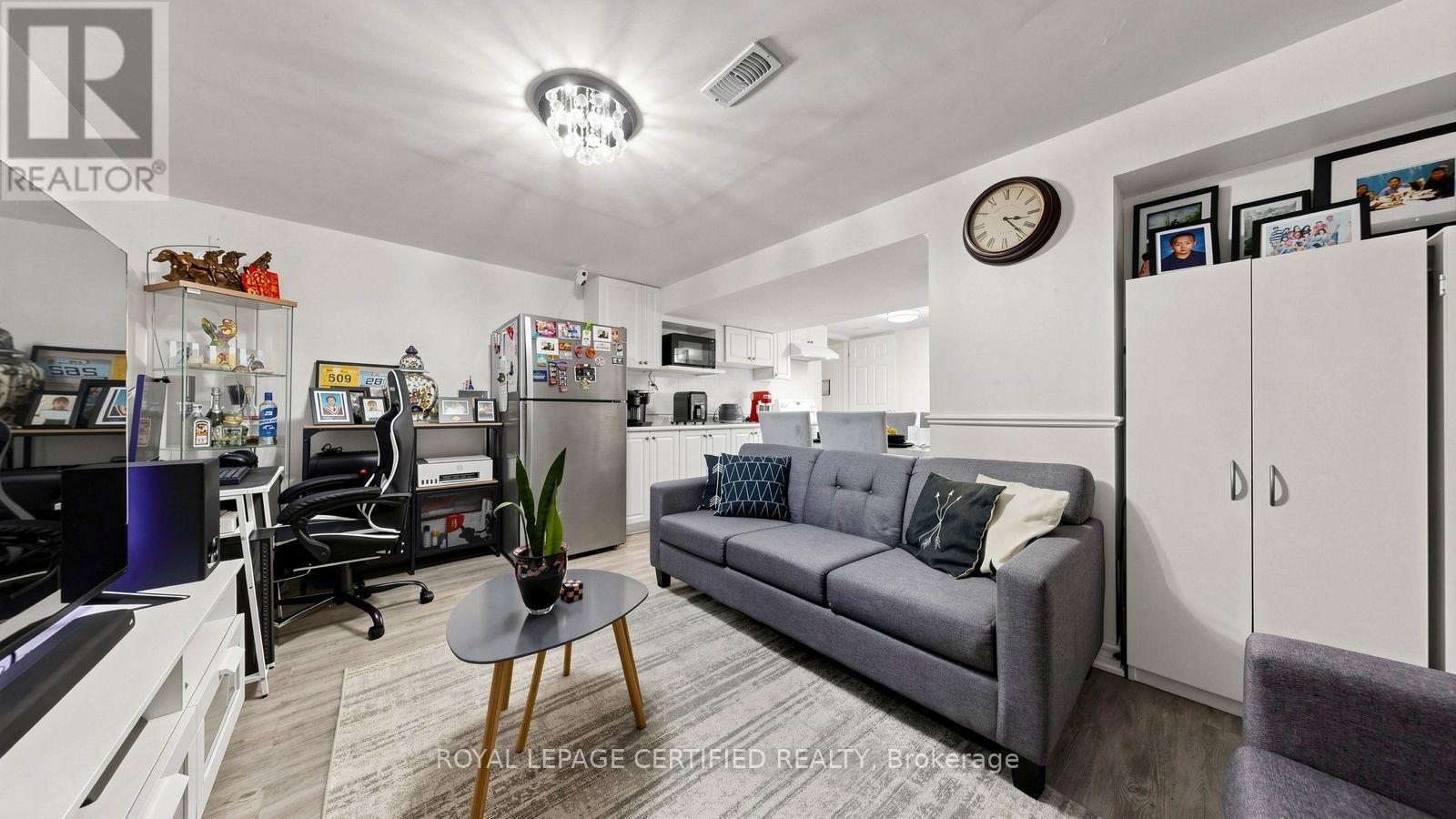922a Danforth Road Property Photo 19