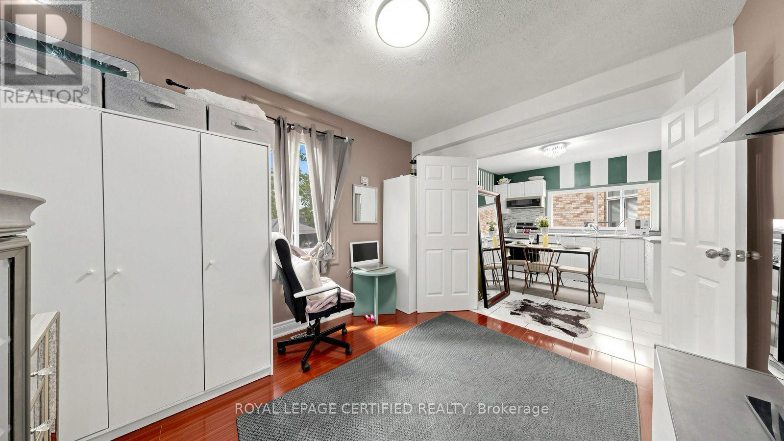 922a Danforth Road Property Photo 21