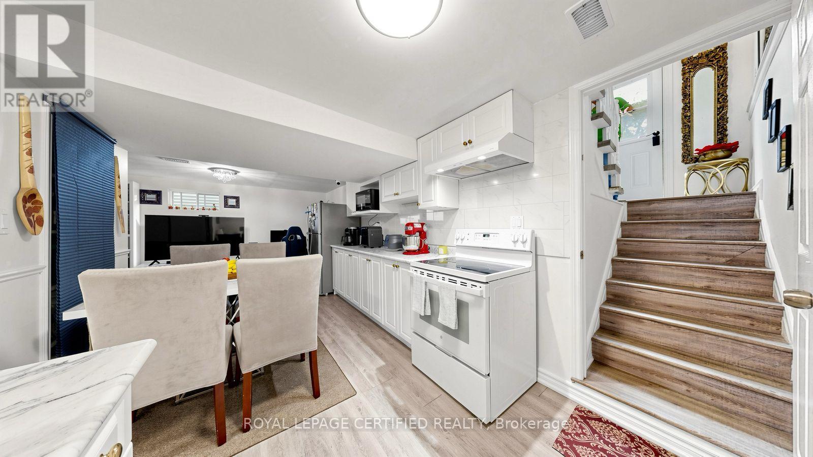 922a Danforth Road Property Photo 29
