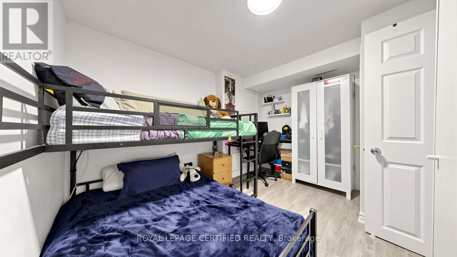 922a Danforth Road Property Photo 32