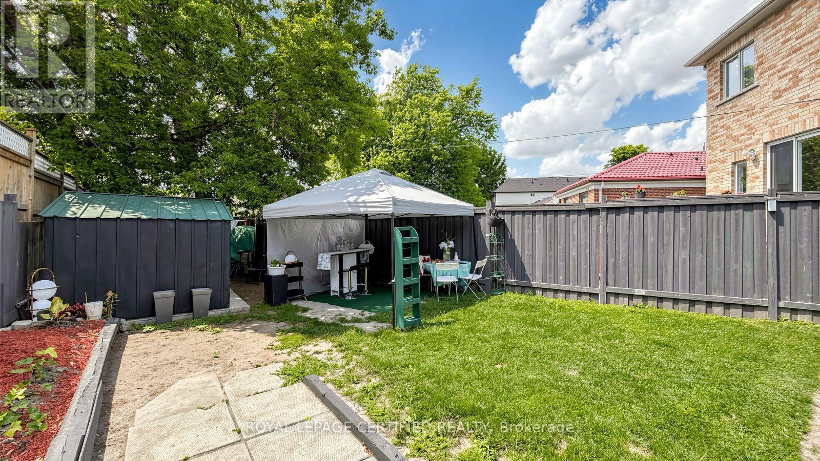 922a Danforth Road Property Photo 48
