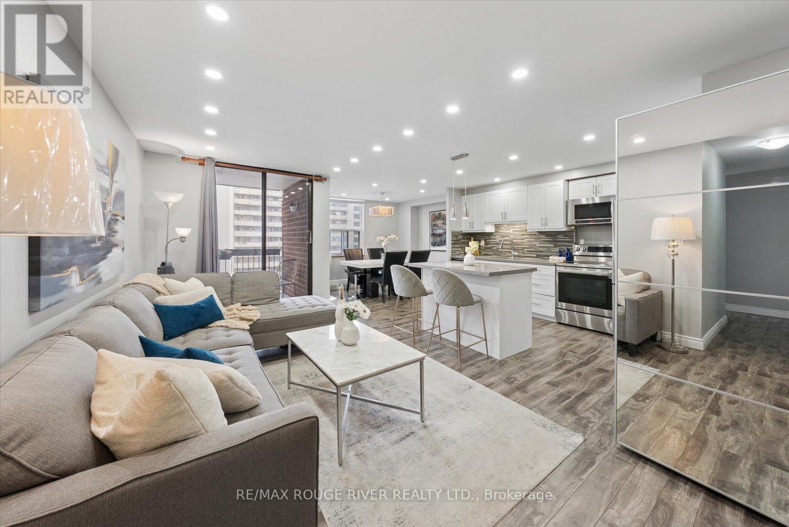 907 - 90 Ling Road Property Photo 2