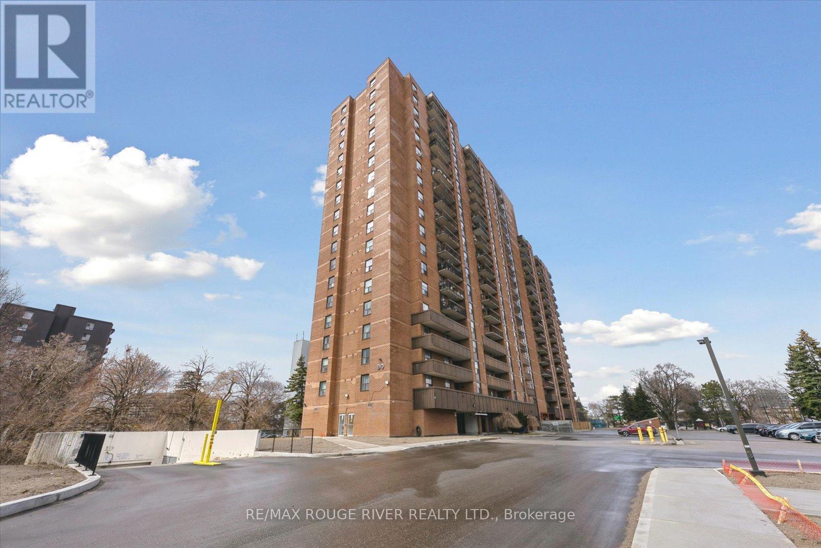 907 - 90 Ling Road Property Photo 3