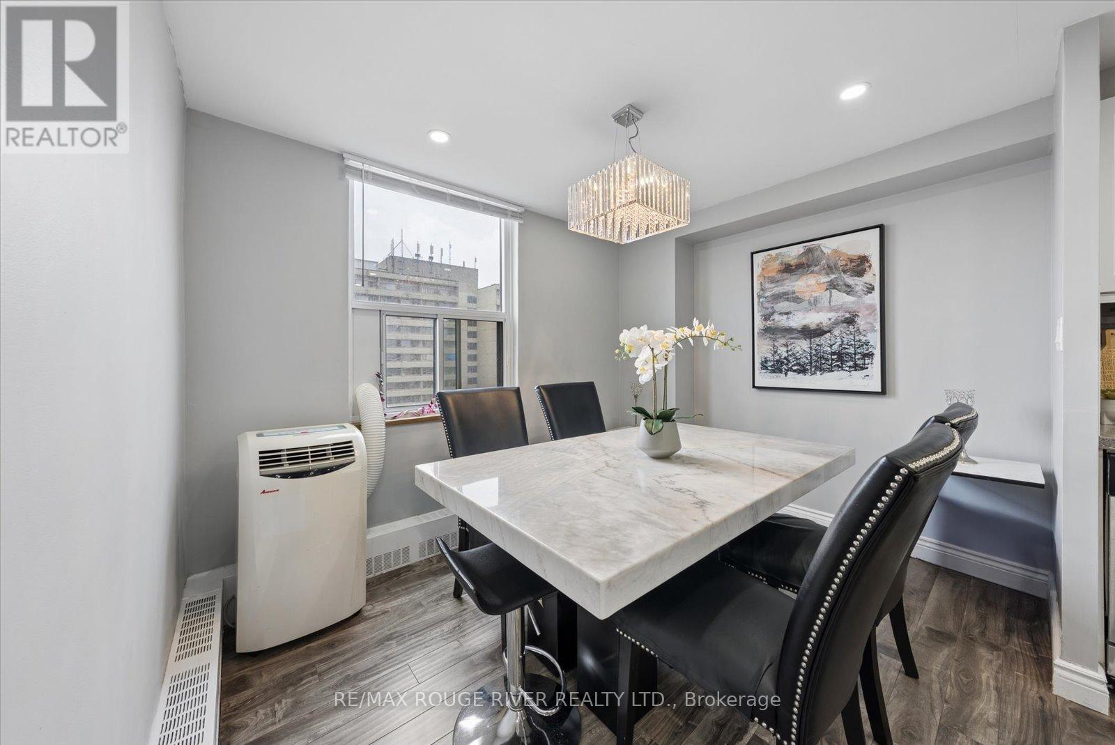 907 - 90 Ling Road Property Photo 17