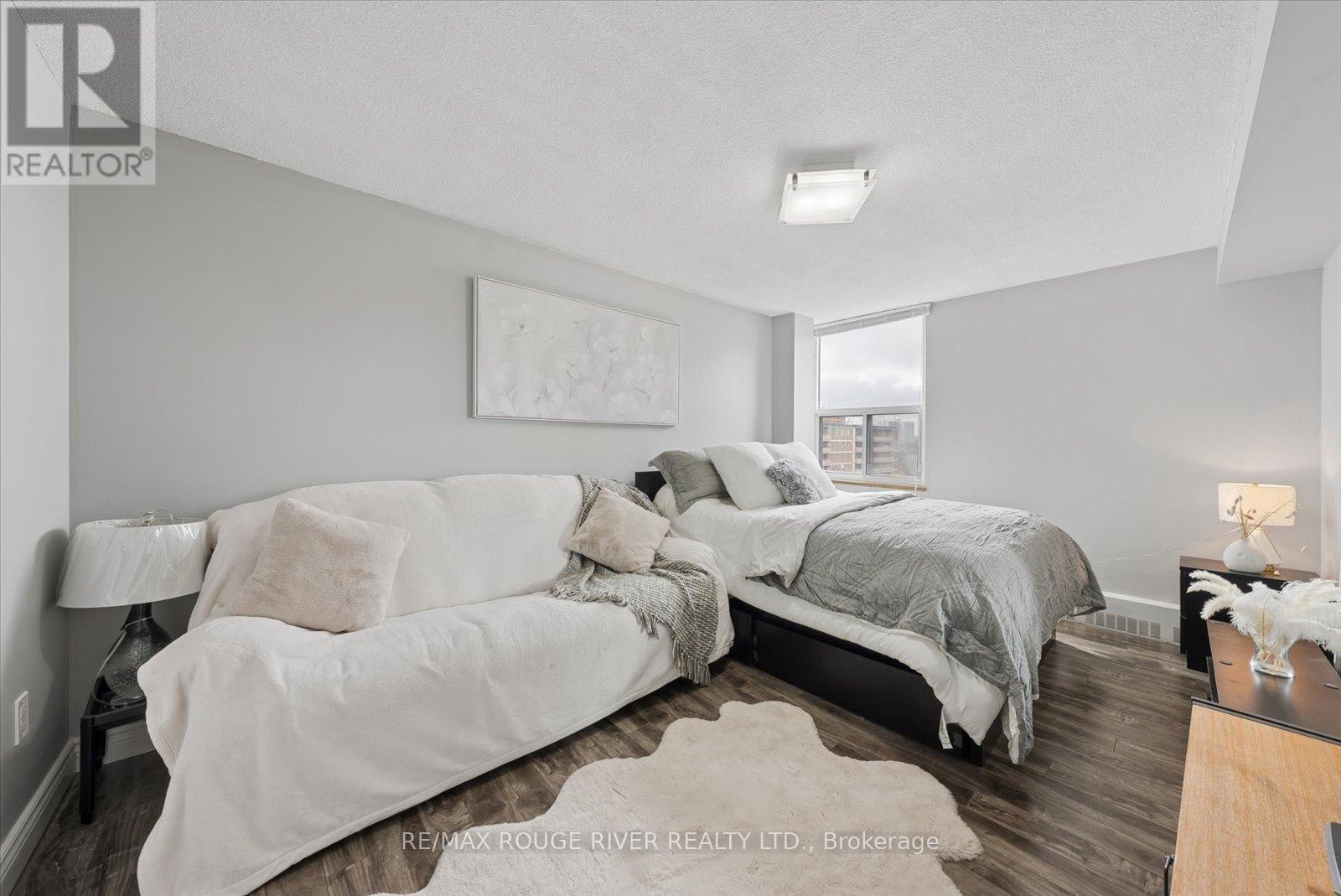 907 - 90 Ling Road Property Photo 19