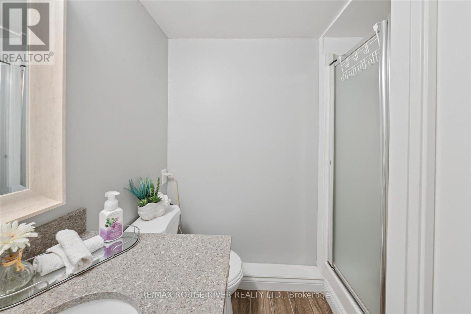 907 - 90 Ling Road Property Photo 23