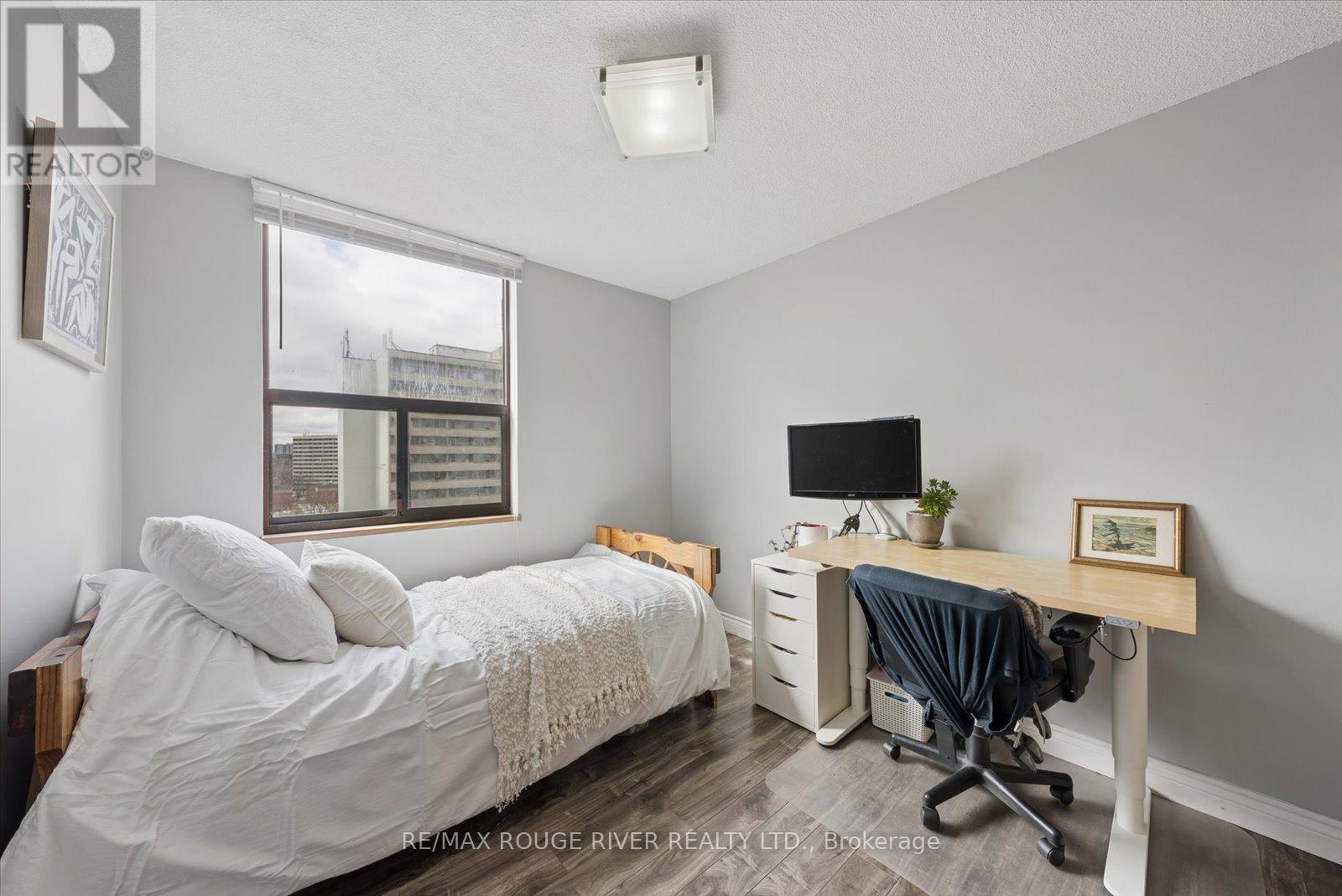 907 - 90 Ling Road Property Photo 24
