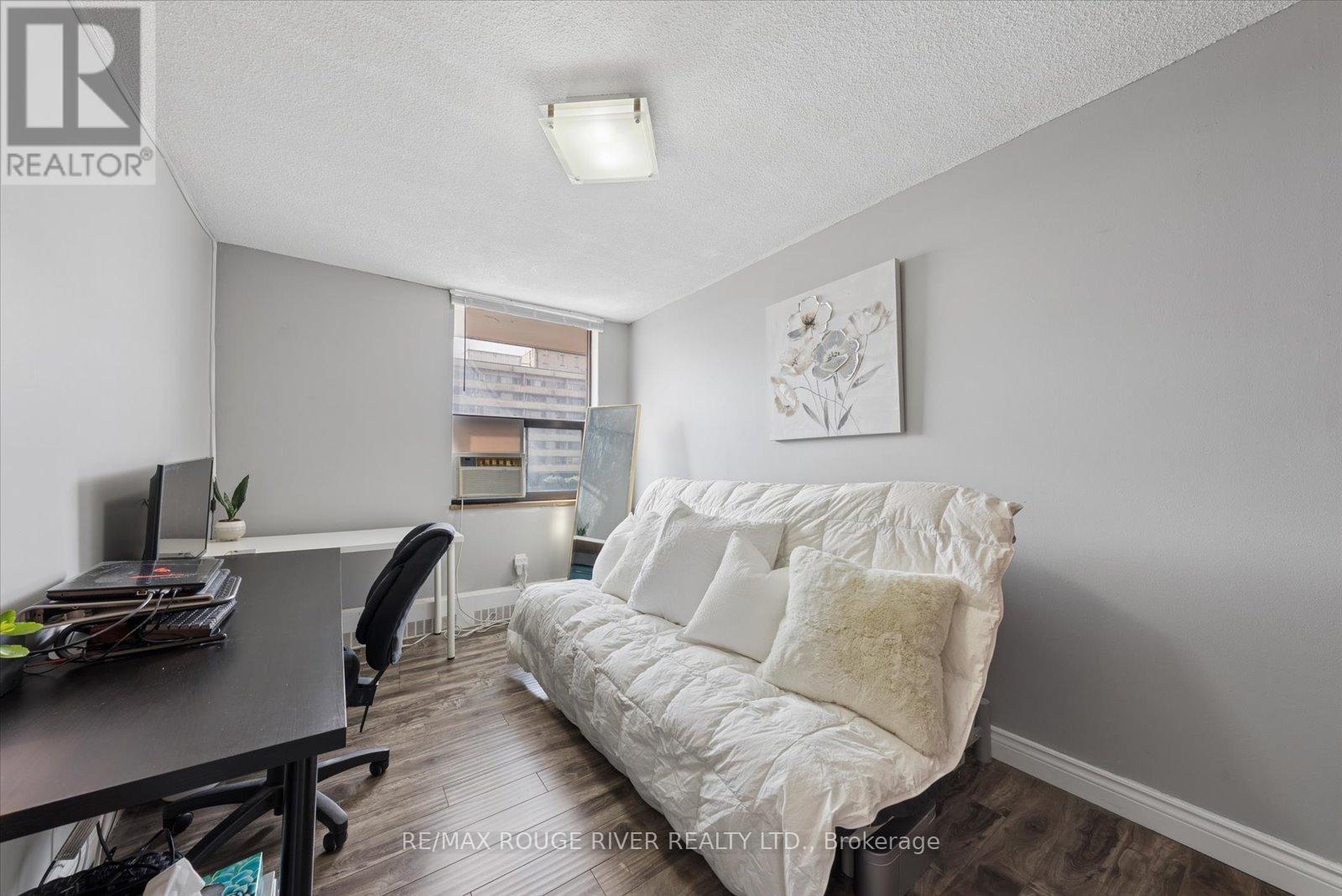 907 - 90 Ling Road Property Photo 26