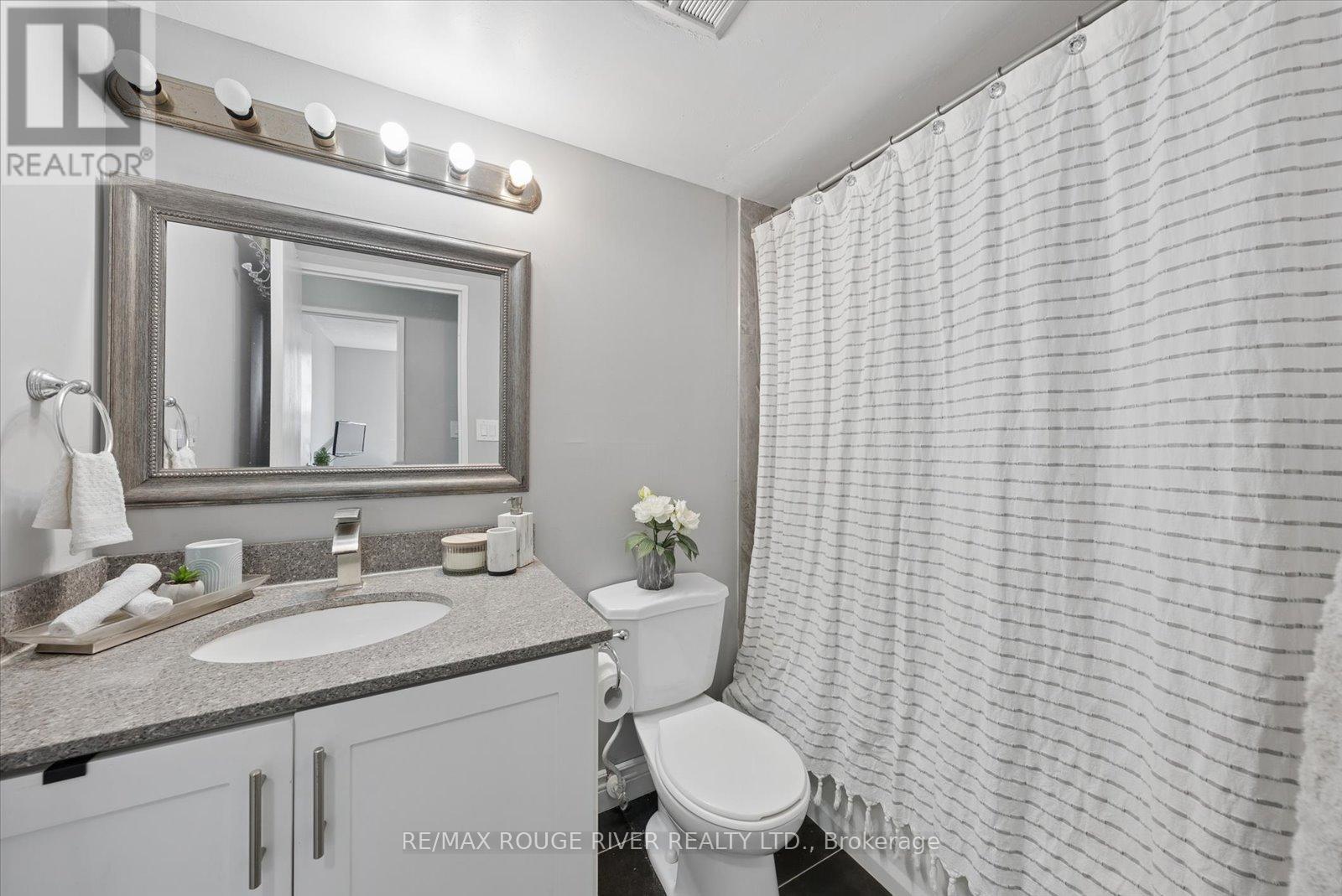 907 - 90 Ling Road Property Photo 28