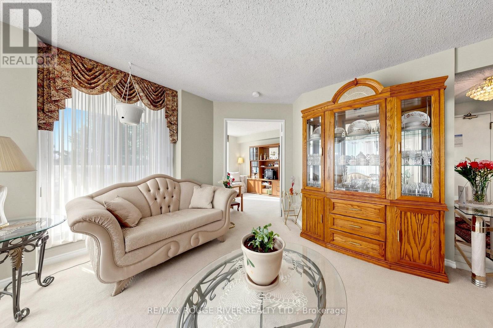 311 - 430 Mclevin Avenue Property Photo 15