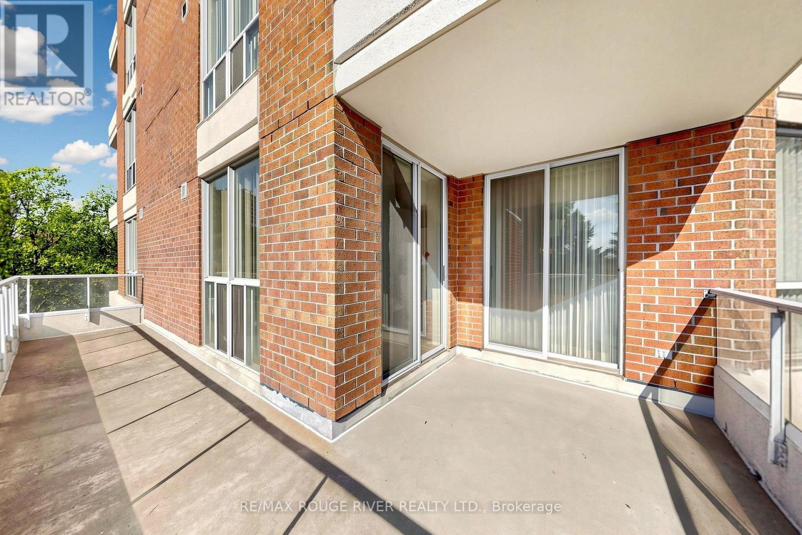 311 - 430 Mclevin Avenue Property Photo 37