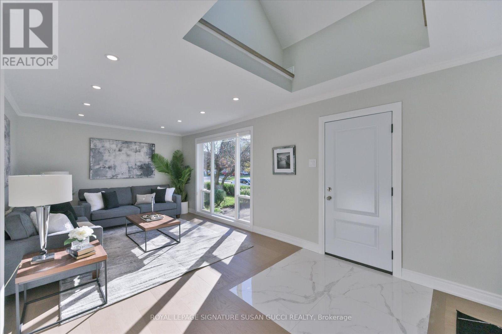 22 Holland Avenue Property Photo 4