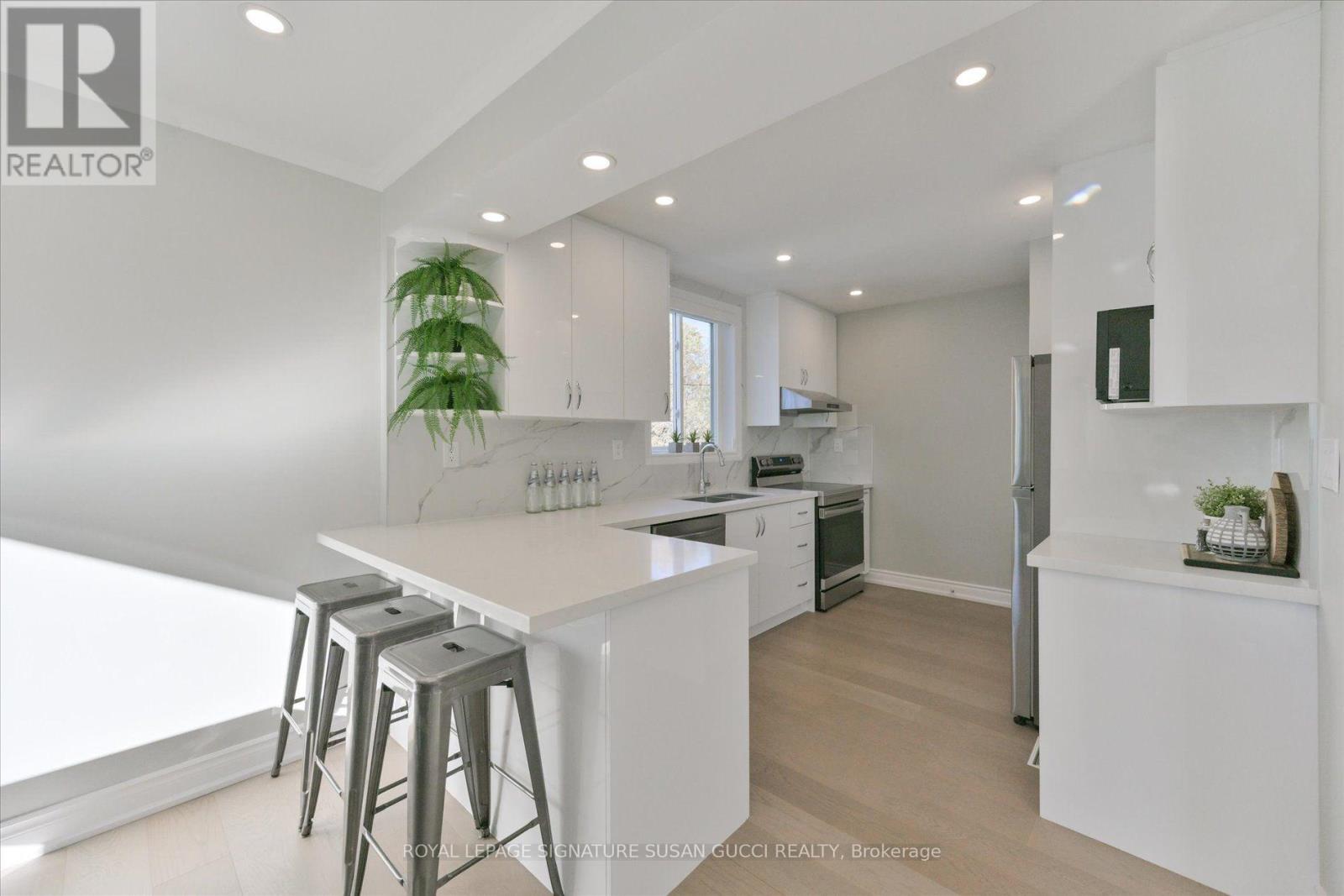 22 Holland Avenue Property Photo 11