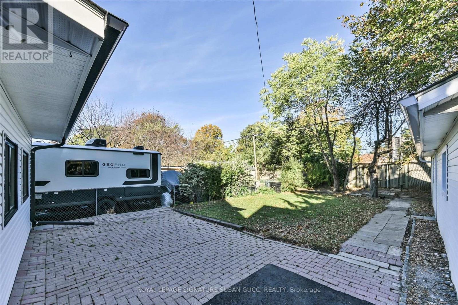 22 Holland Avenue Property Photo 35