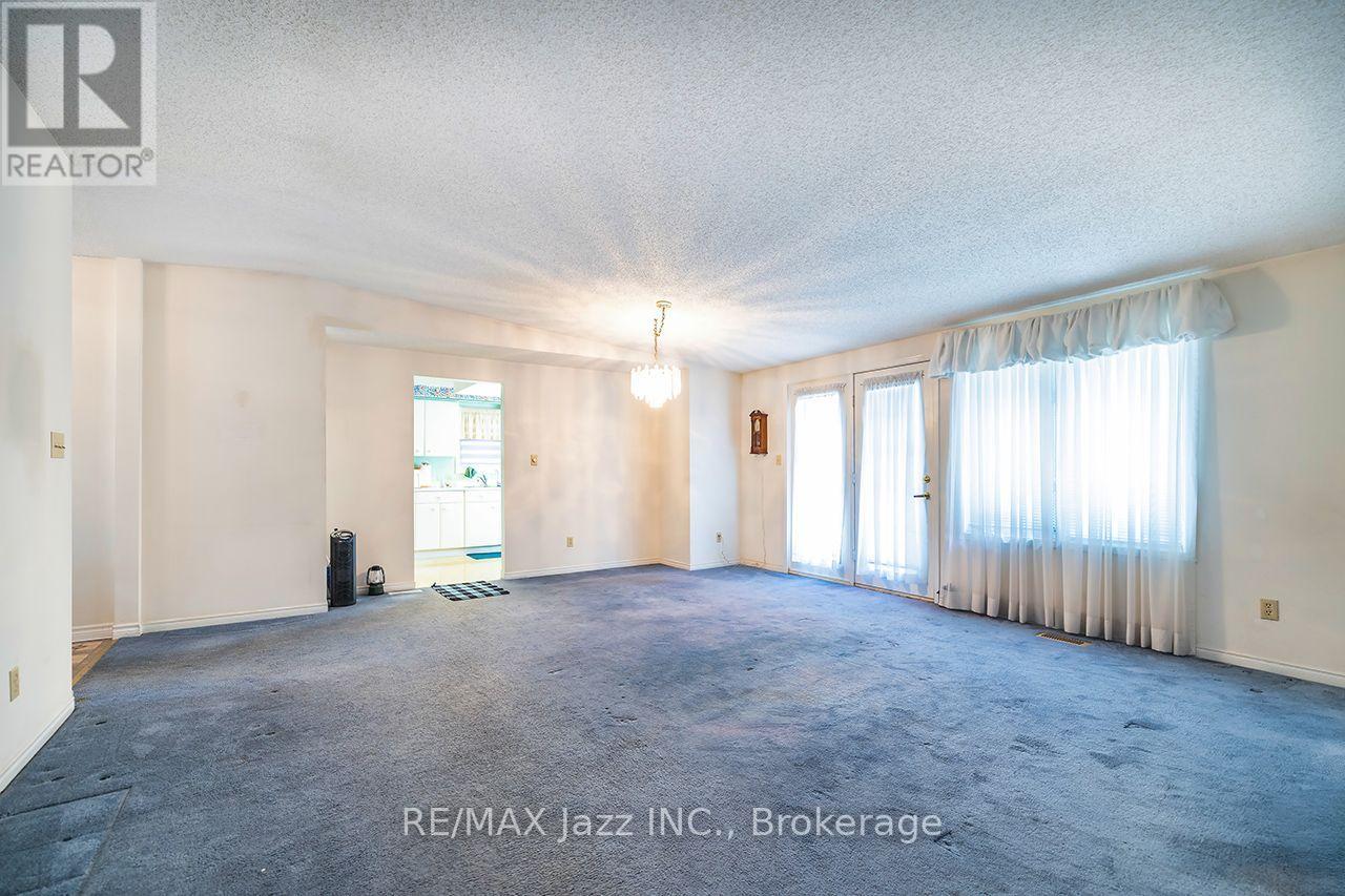 5 King Court Property Photo 7