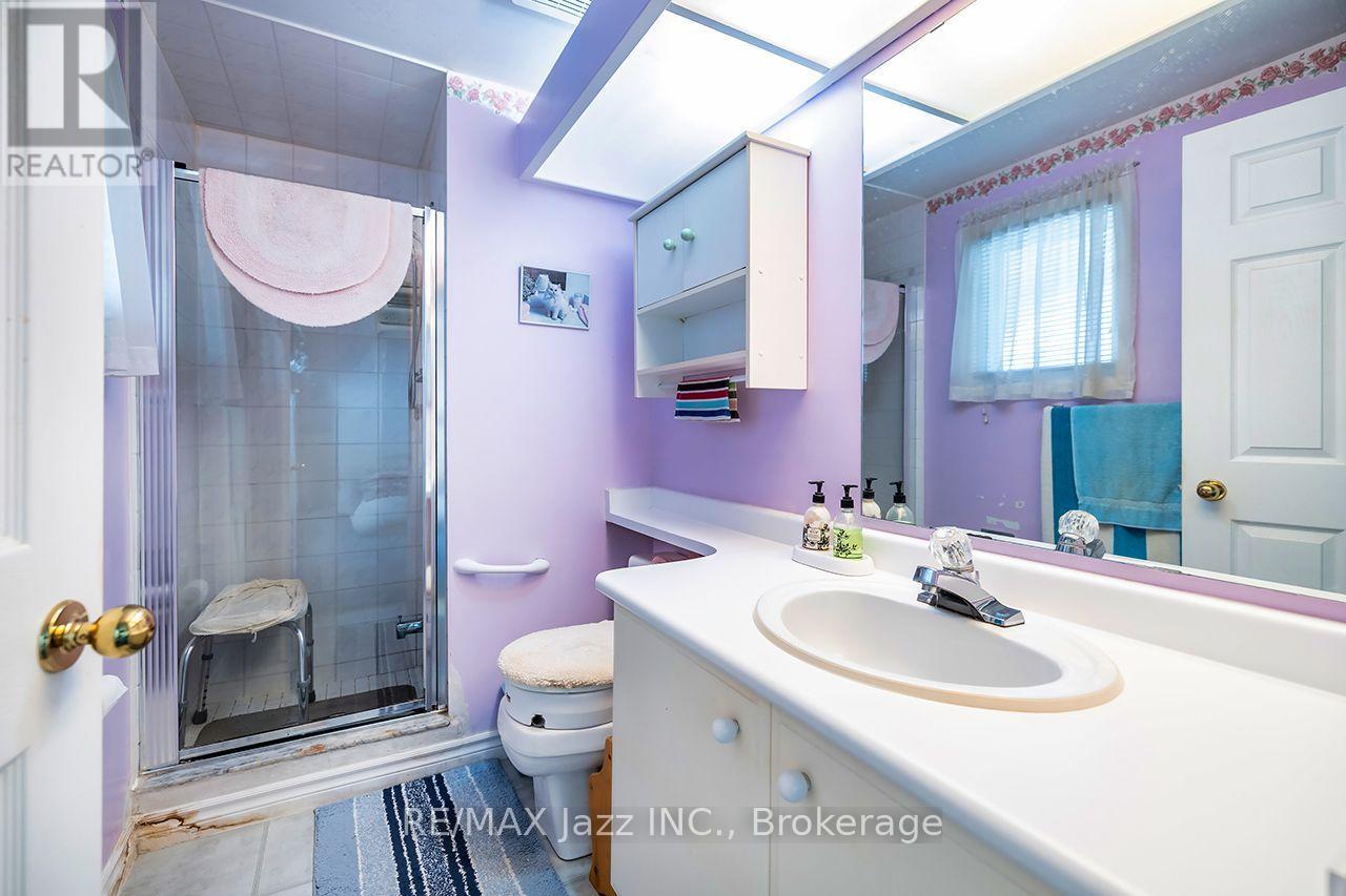 5 King Court Property Photo 17