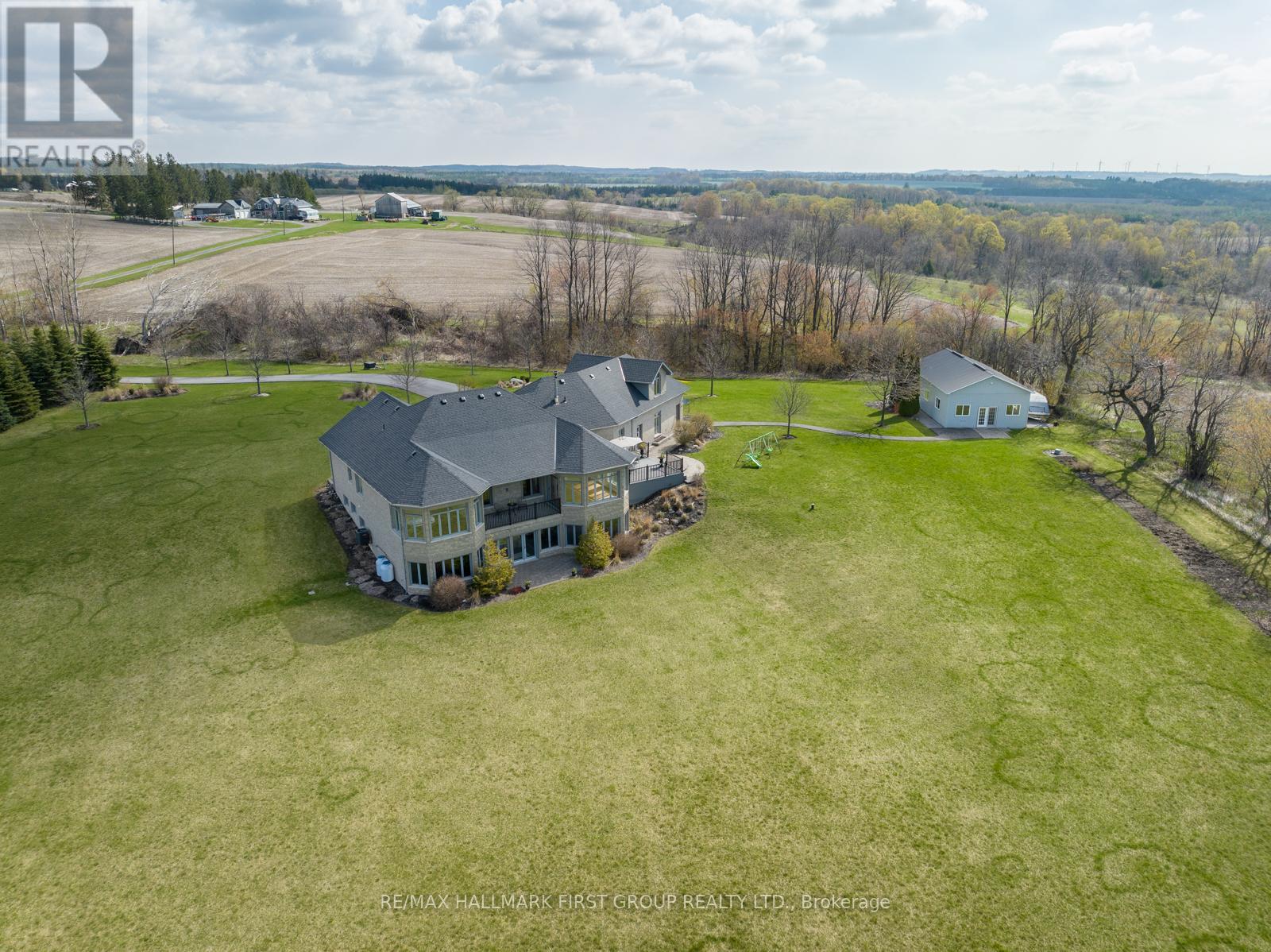 7472 Aked Road Property Photo 6