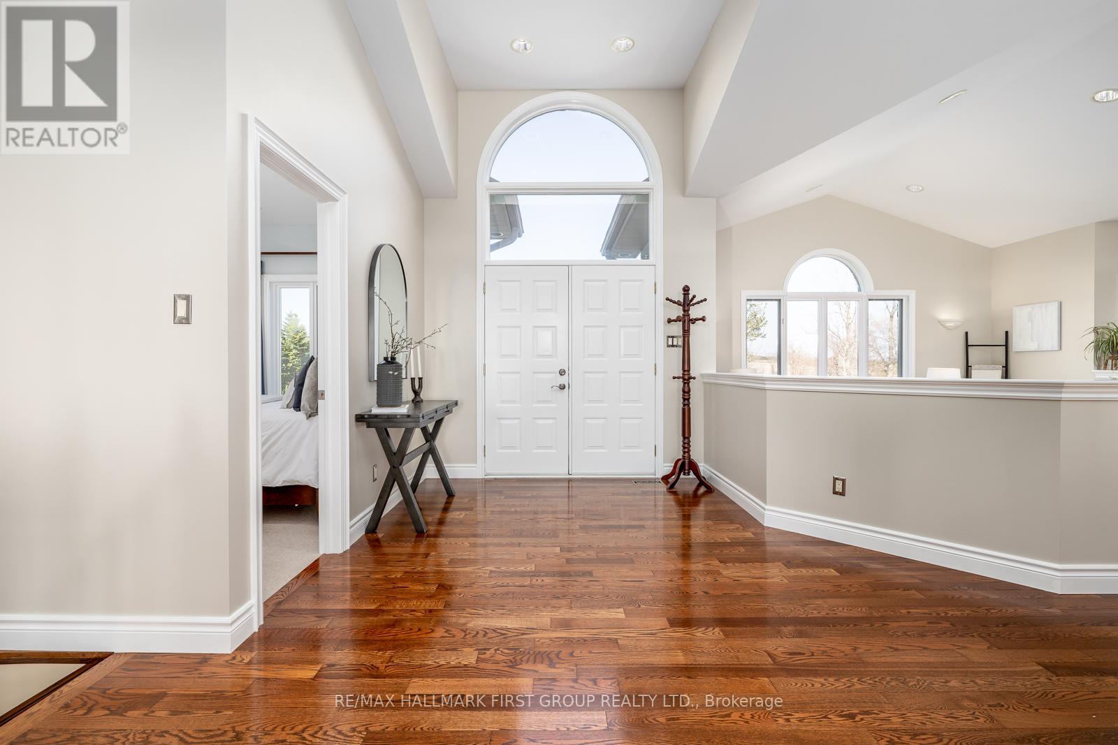 7472 Aked Road Property Photo 8
