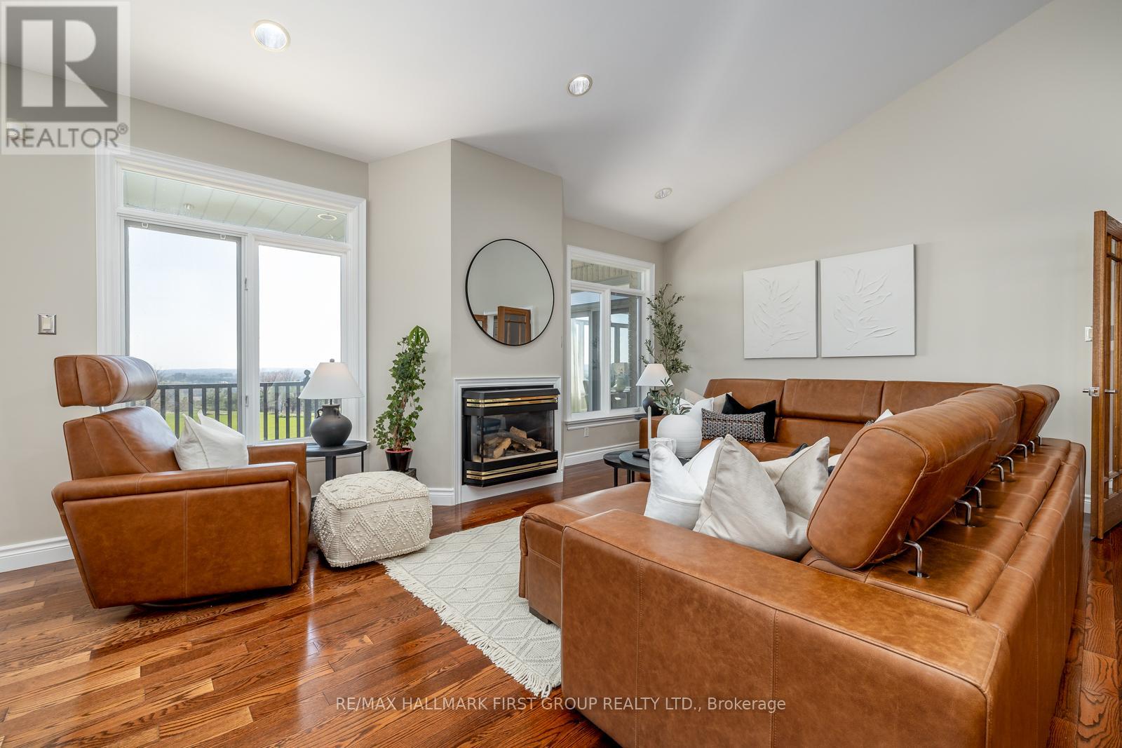 7472 Aked Road Property Photo 12
