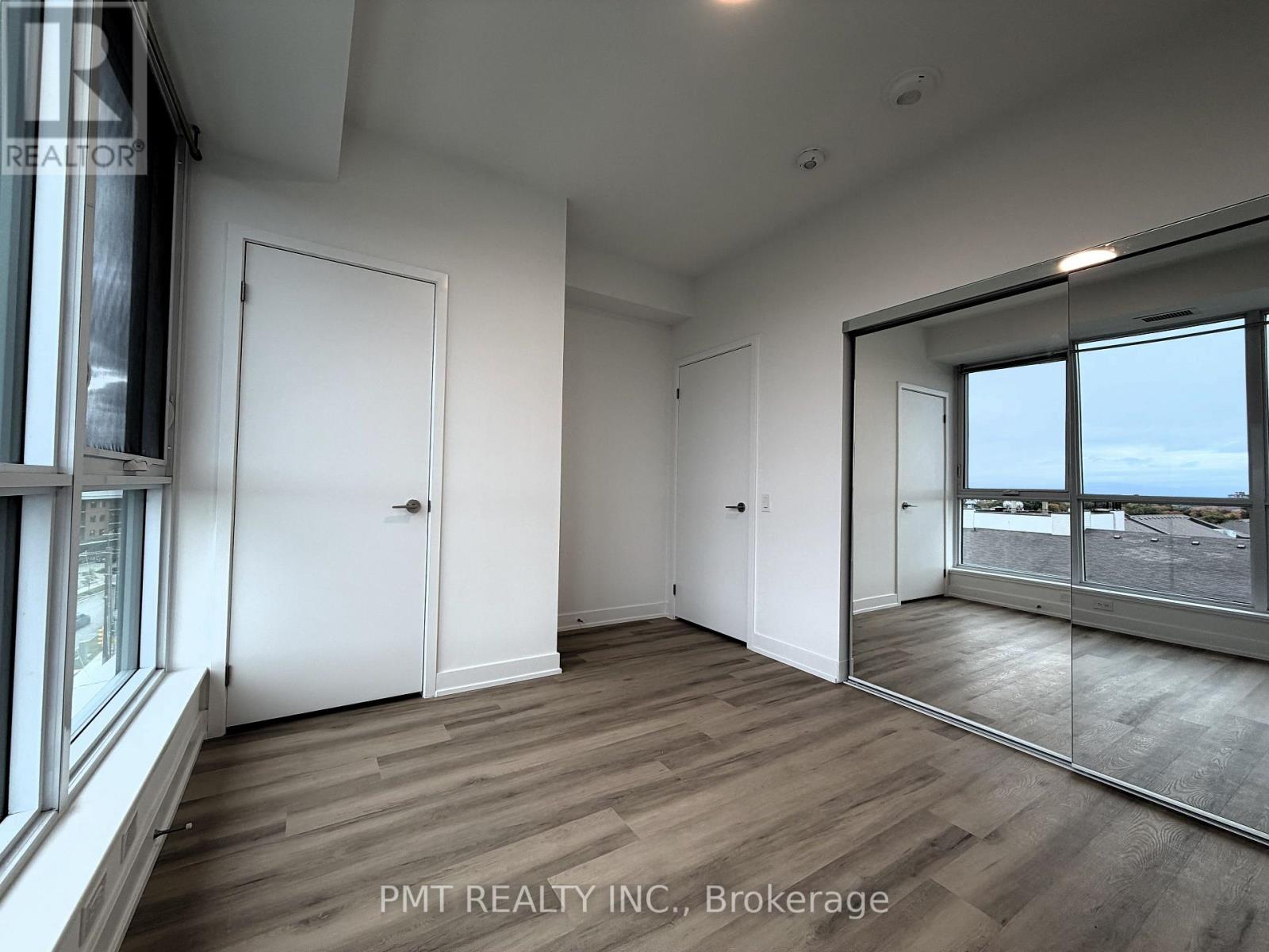 607 - 20 Deans Drive Property Photo 22