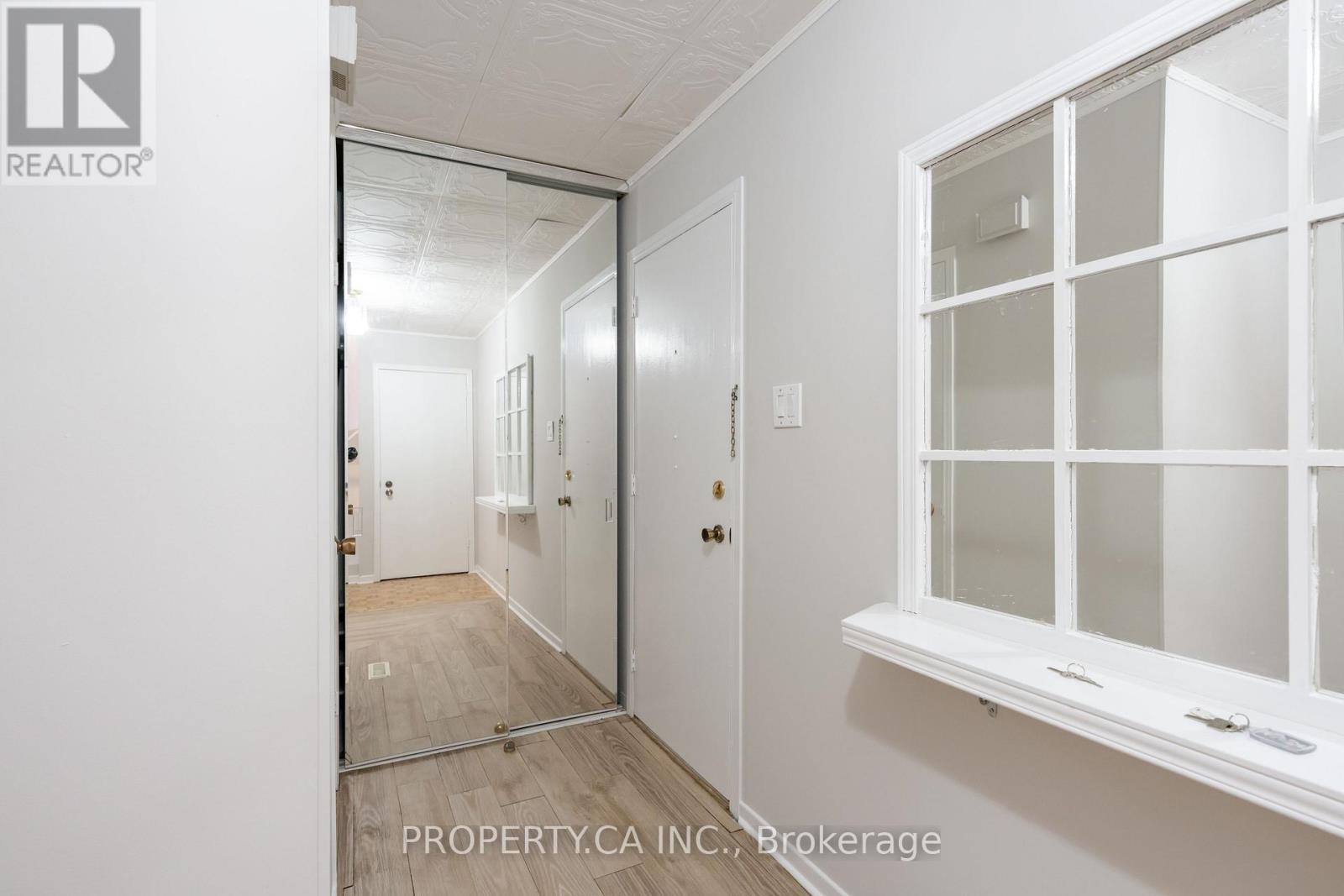 12 Deeprose Lane Property Photo 4