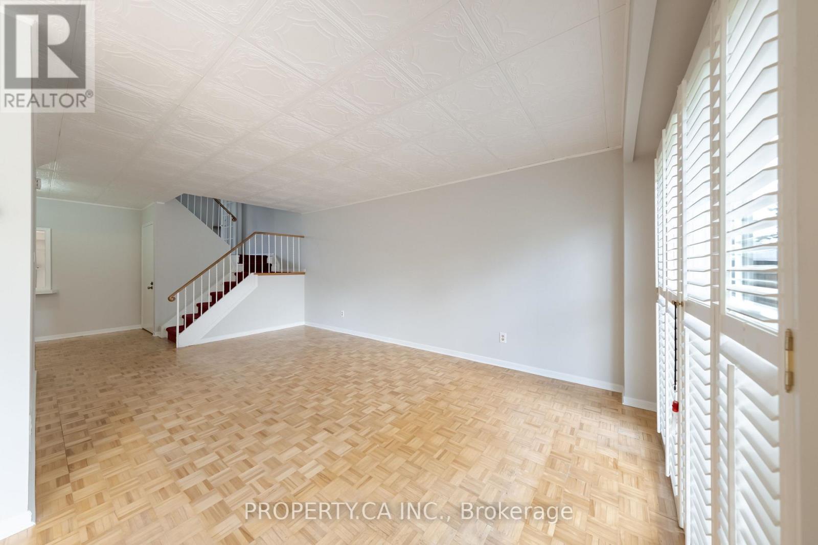 12 Deeprose Lane Property Photo 6
