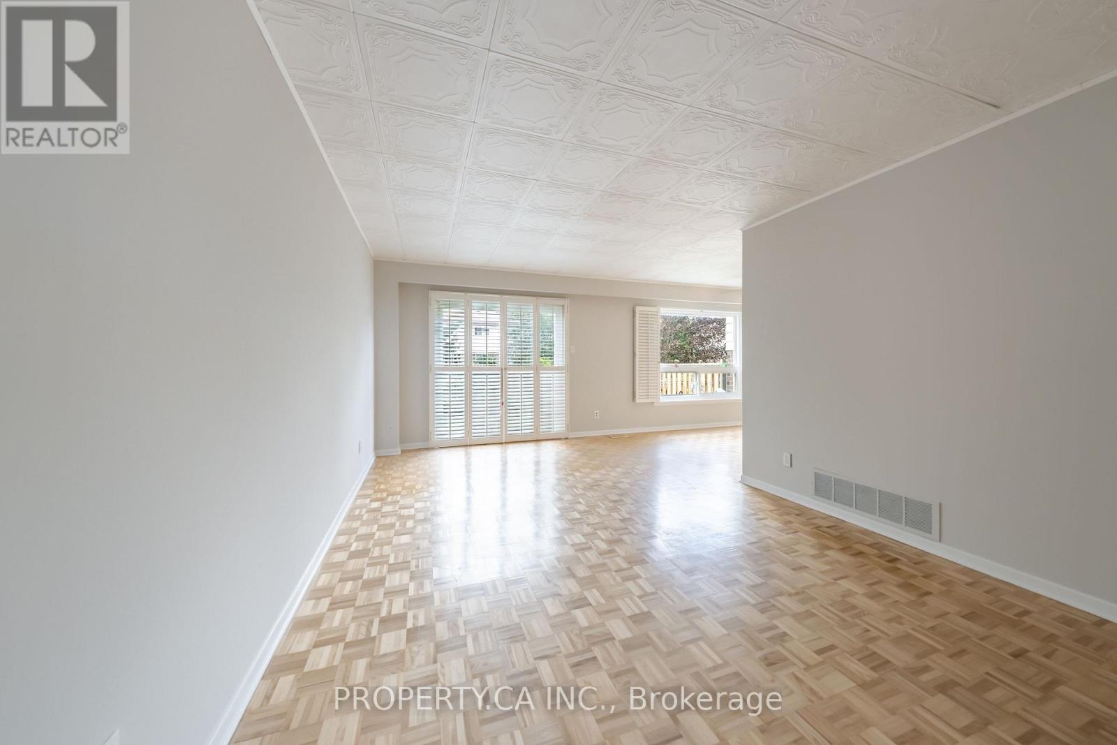 12 Deeprose Lane Property Photo 8