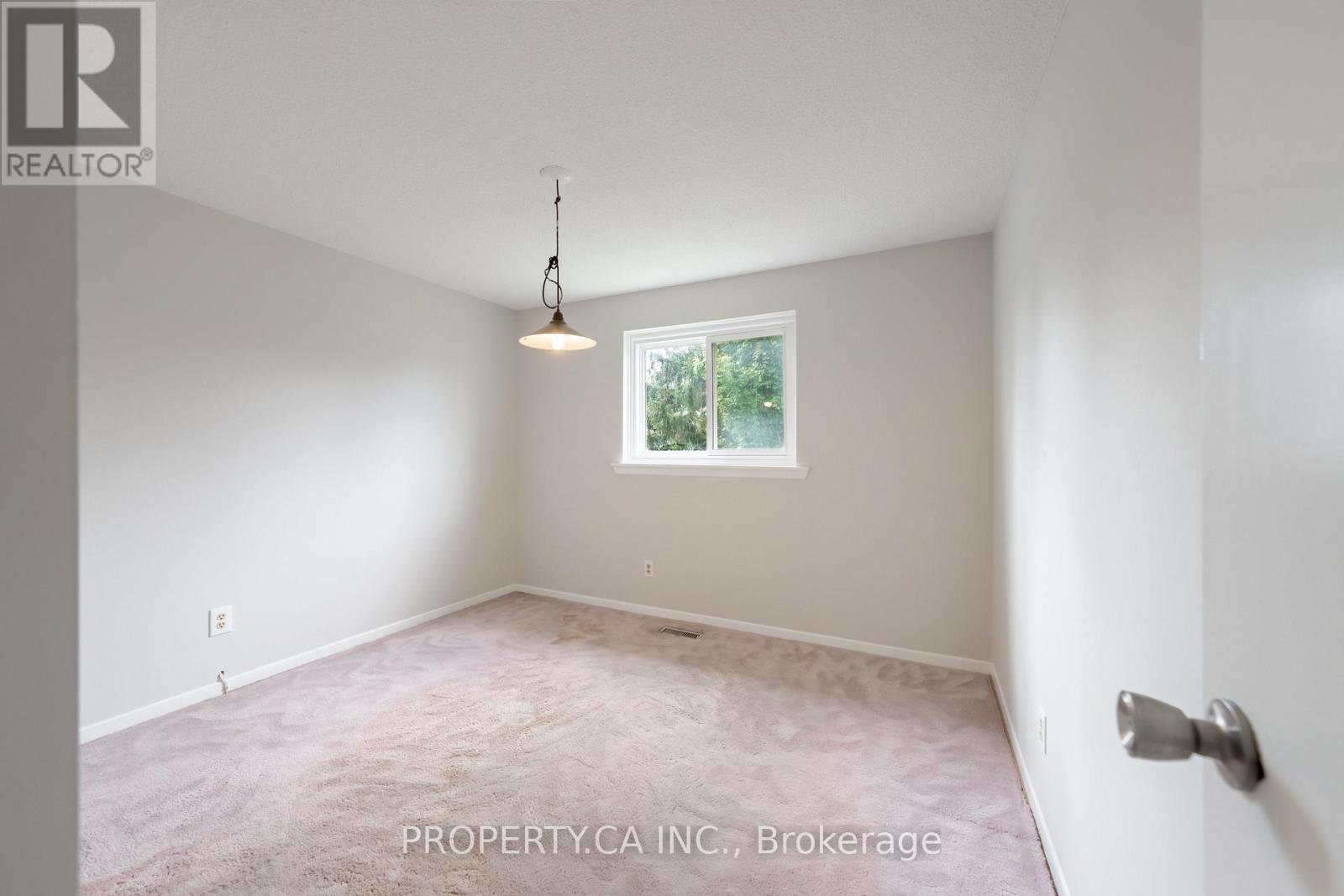 12 Deeprose Lane Property Photo 30