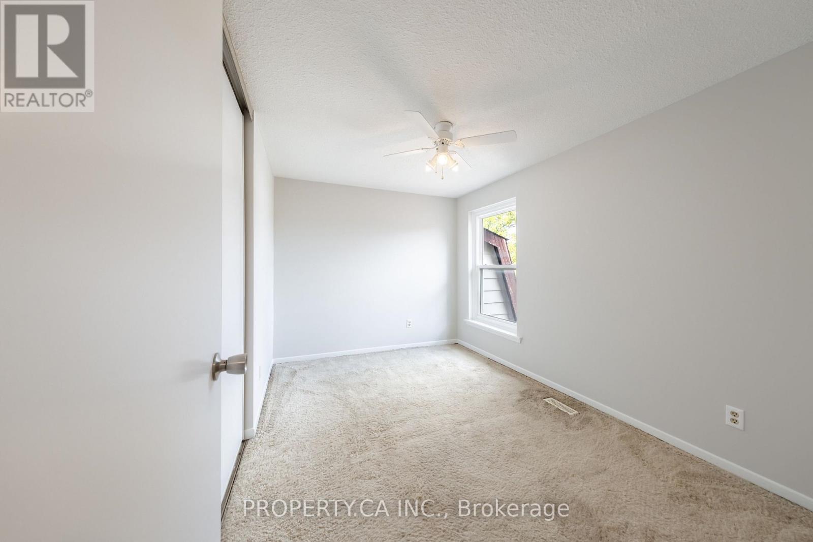 12 Deeprose Lane Property Photo 33