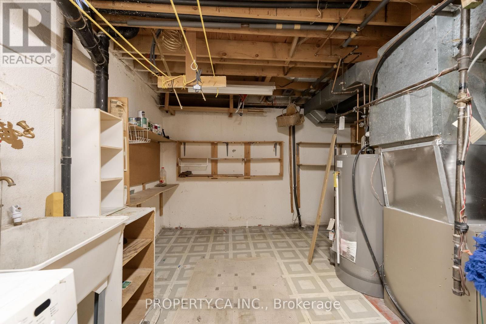 12 Deeprose Lane Property Photo 44