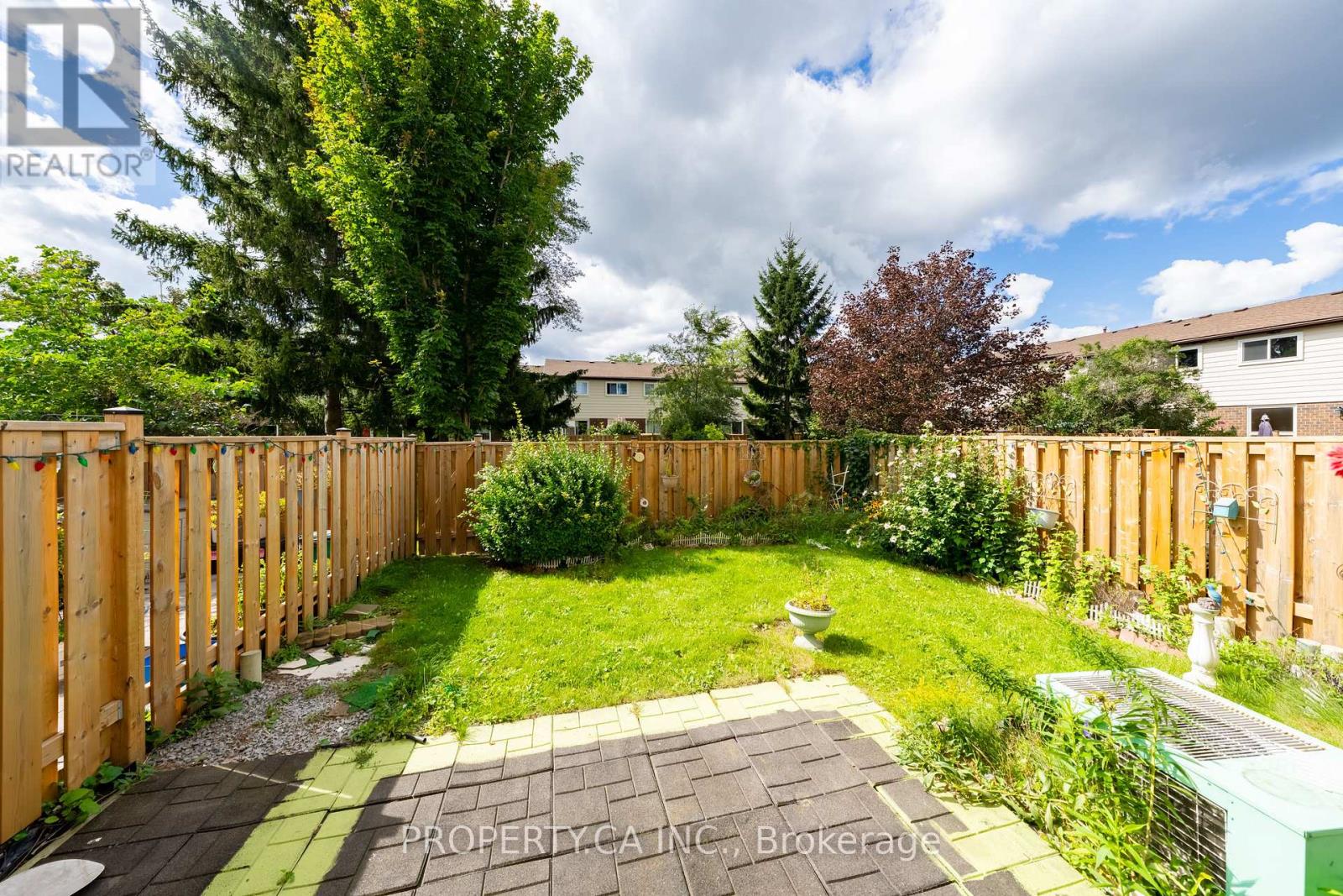 12 Deeprose Lane Property Photo 46