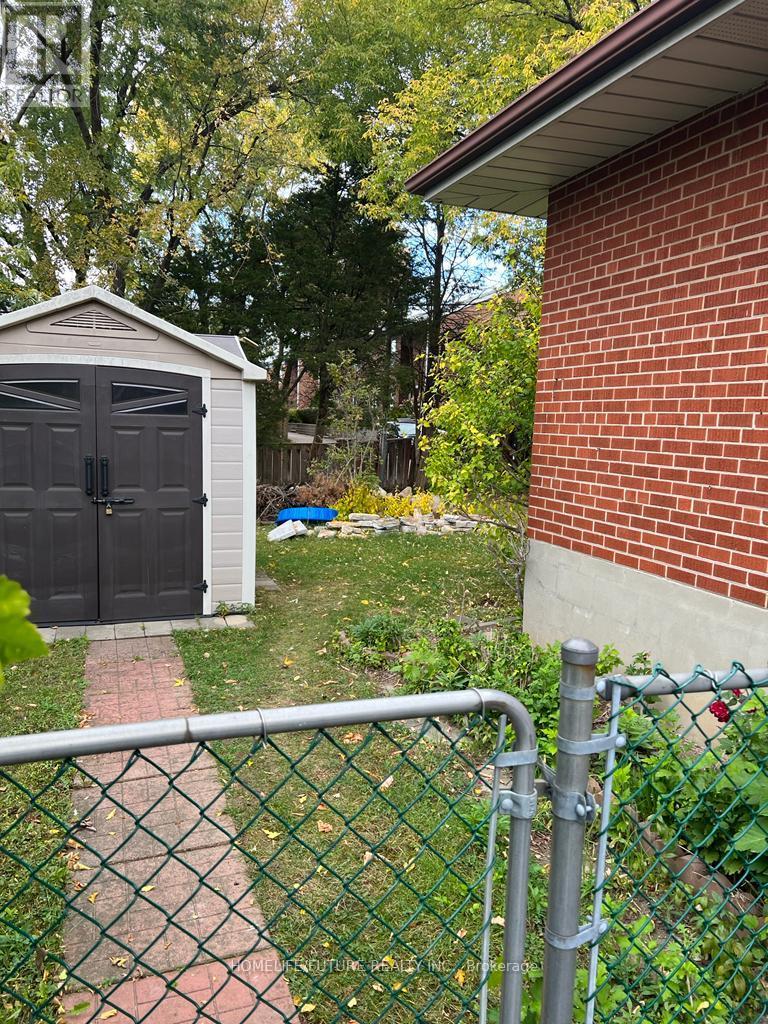 Bsmt - 134 Applefield Drive Property Photo 2