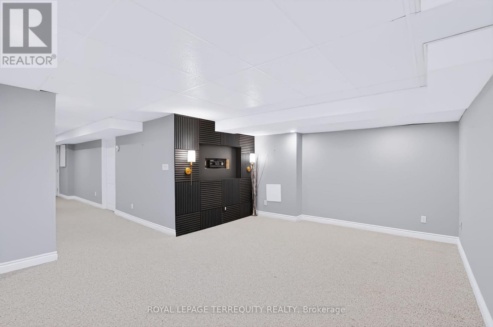 19 - 253 Sprucewood Crescent W Property Photo 16