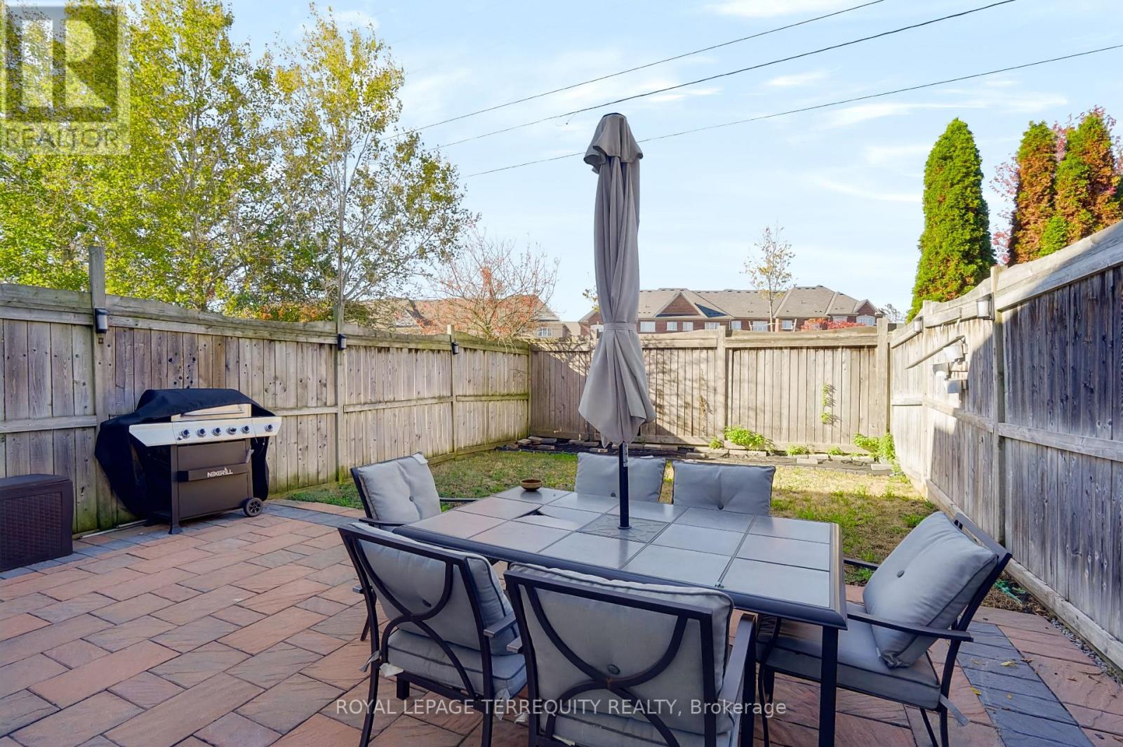 19 - 253 Sprucewood Crescent W Property Photo 20