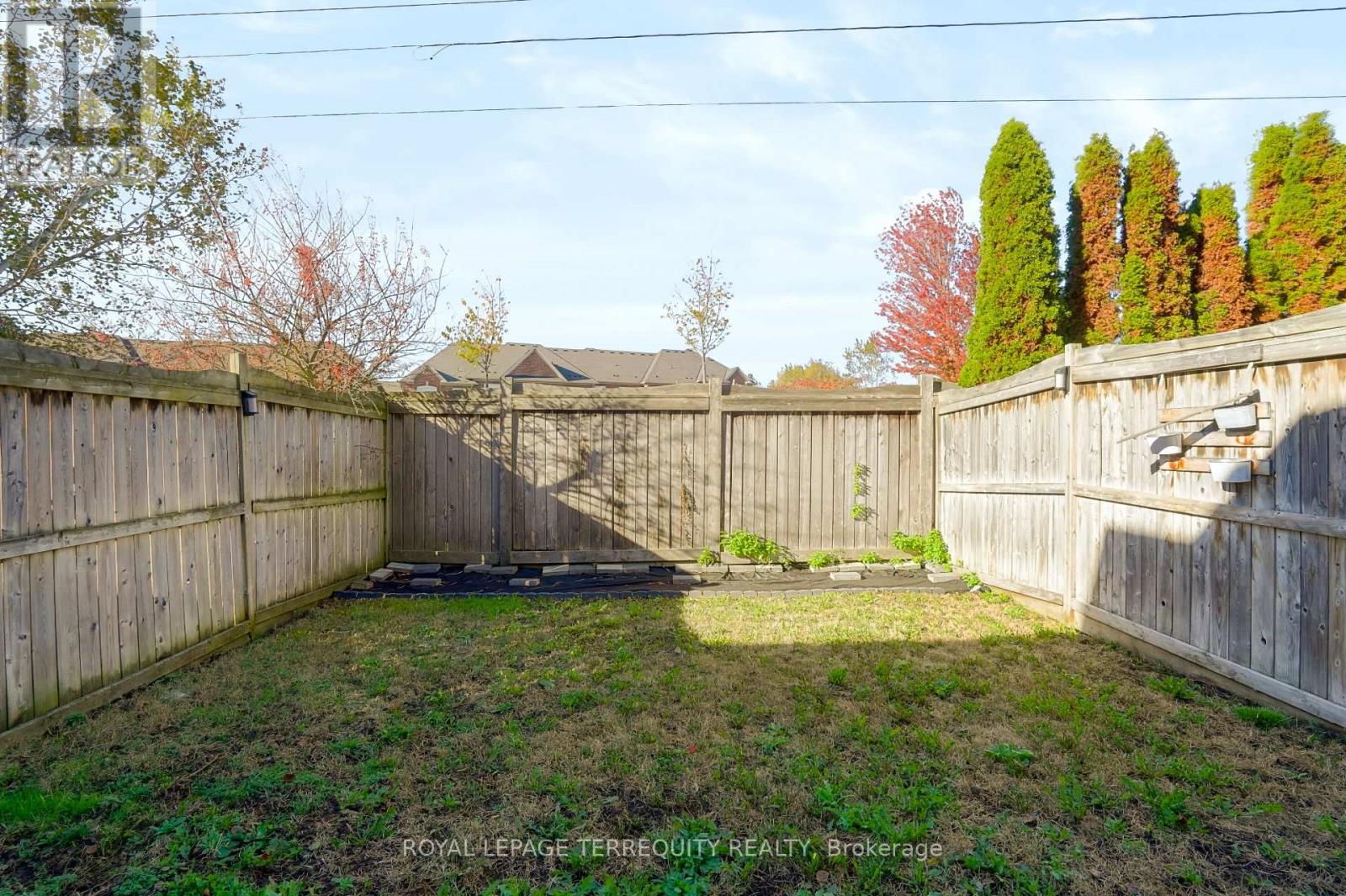 19 - 253 Sprucewood Crescent W Property Photo 21