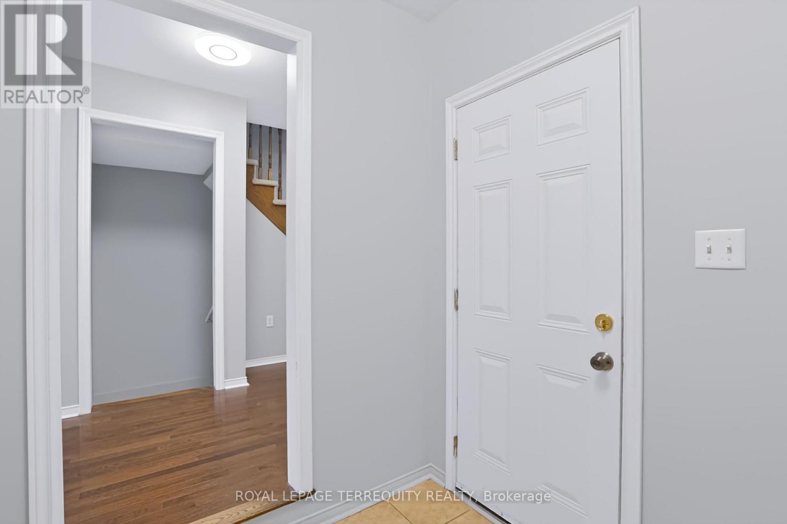19 - 253 Sprucewood Crescent W Property Photo 47