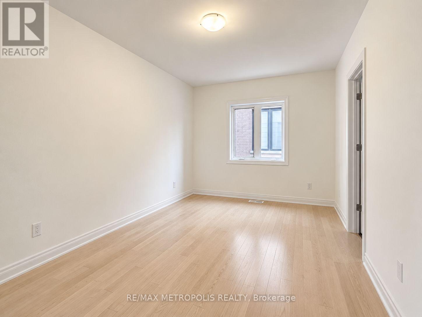 2224 Beckman Crescent Property Photo 13