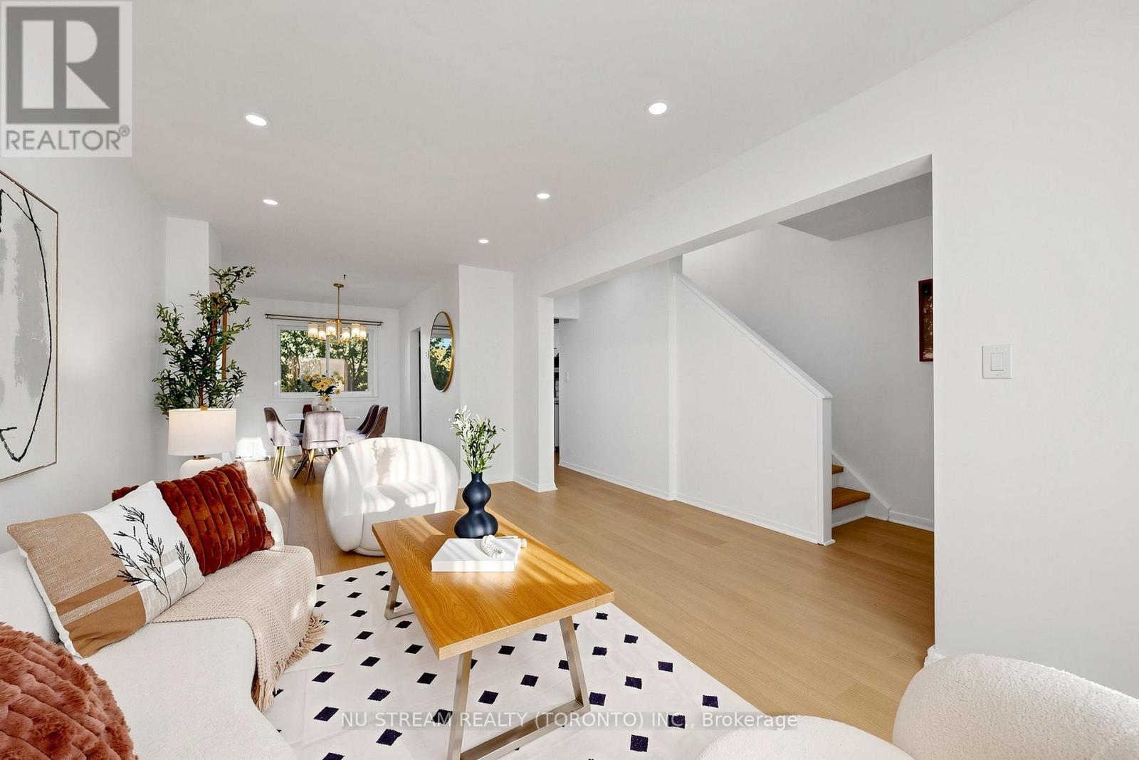 177 Vauxhall Drive Property Photo 6