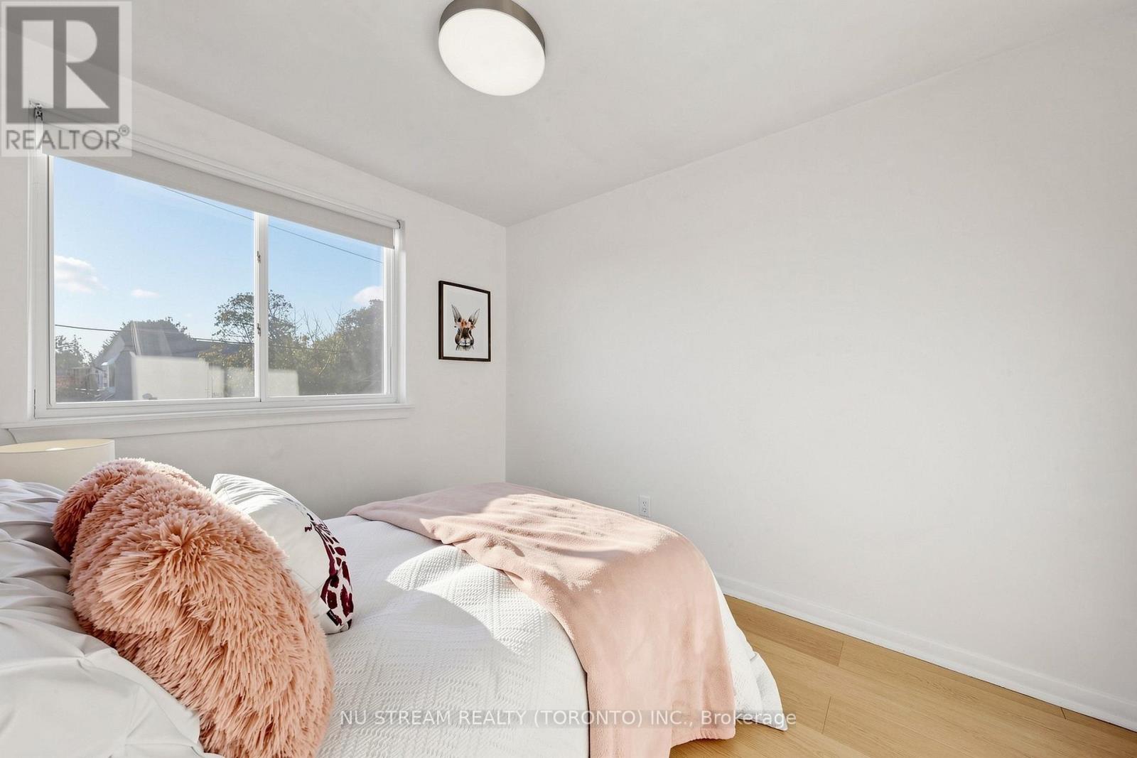177 Vauxhall Drive Property Photo 20