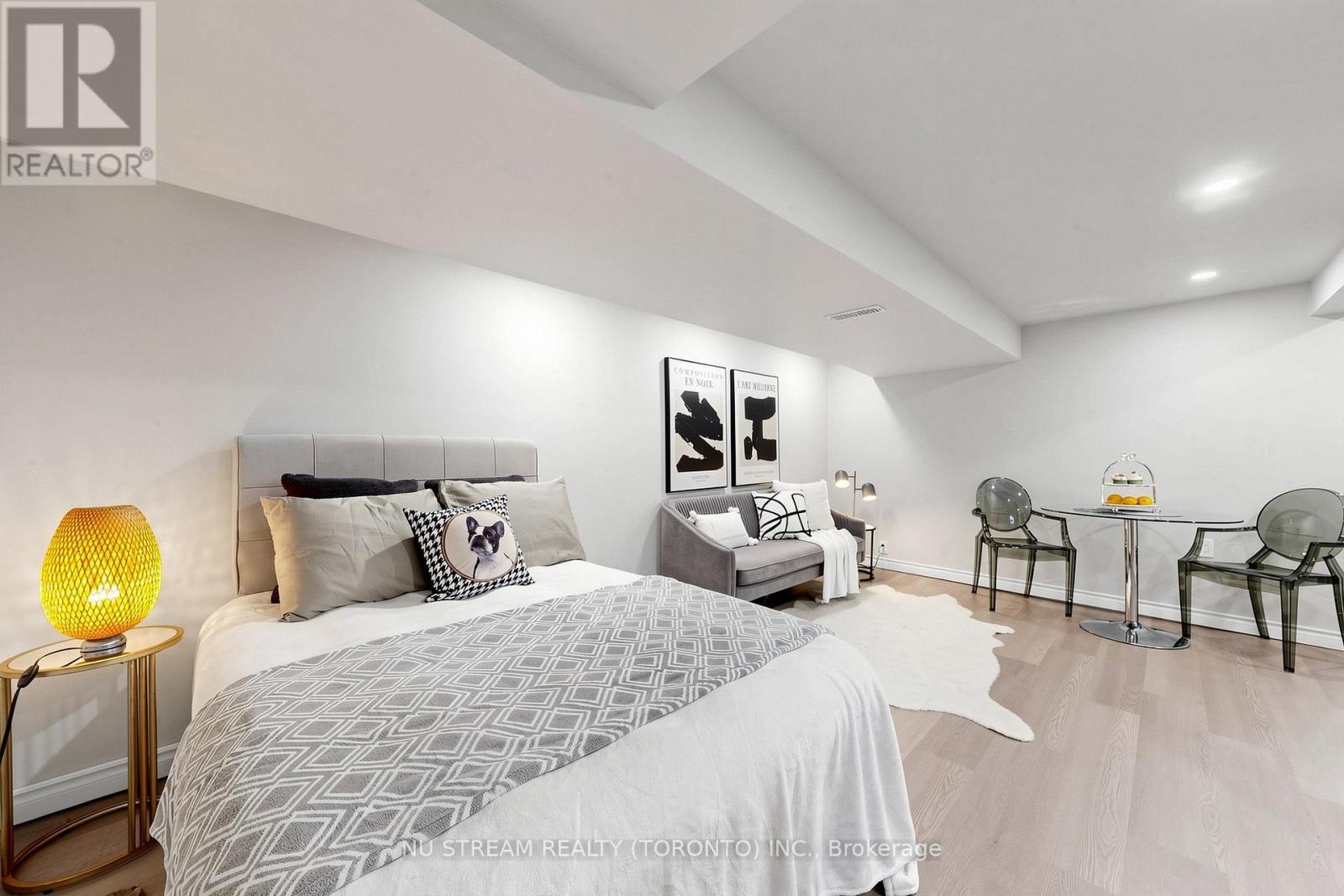 177 Vauxhall Drive Property Photo 24