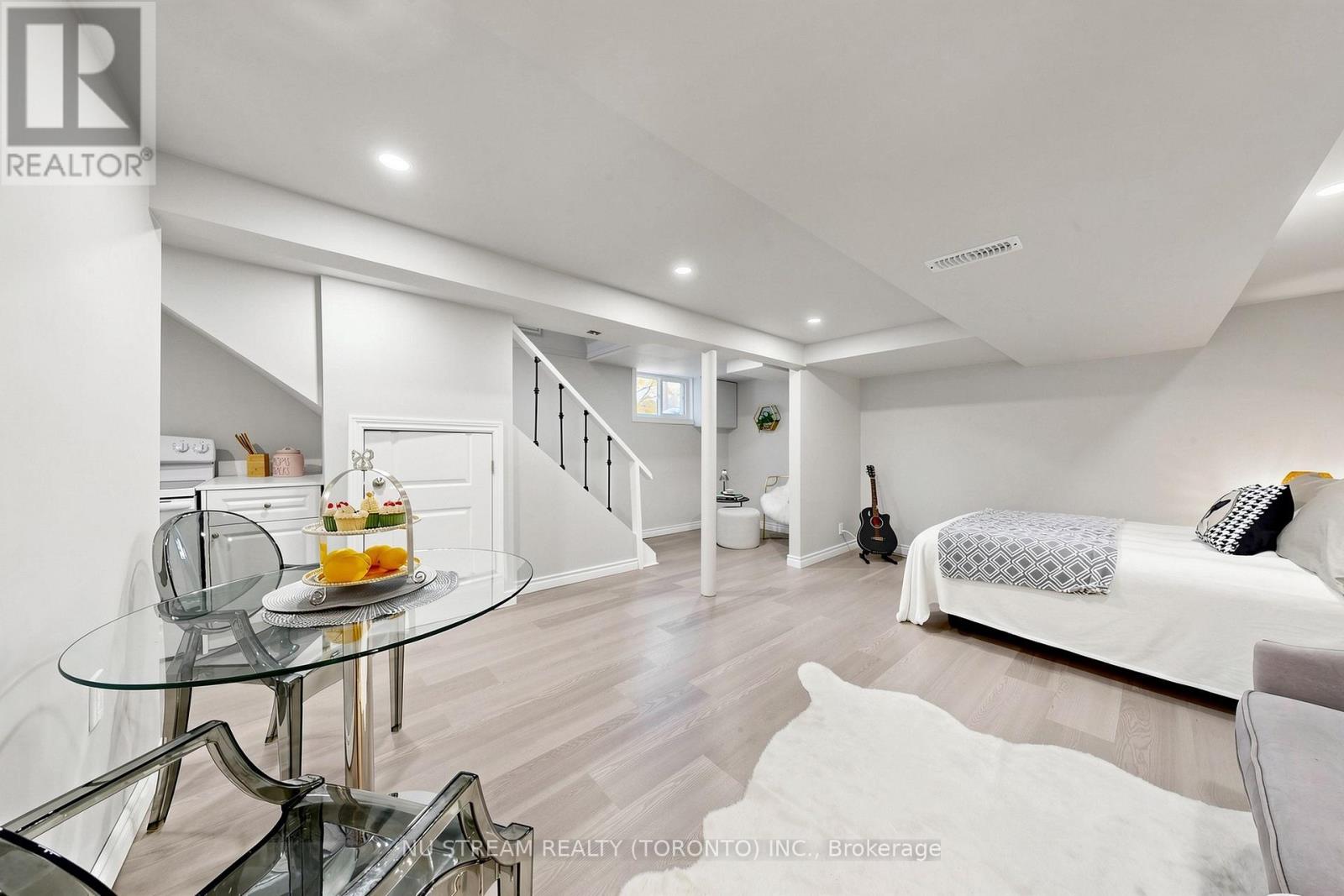 177 Vauxhall Drive Property Photo 27