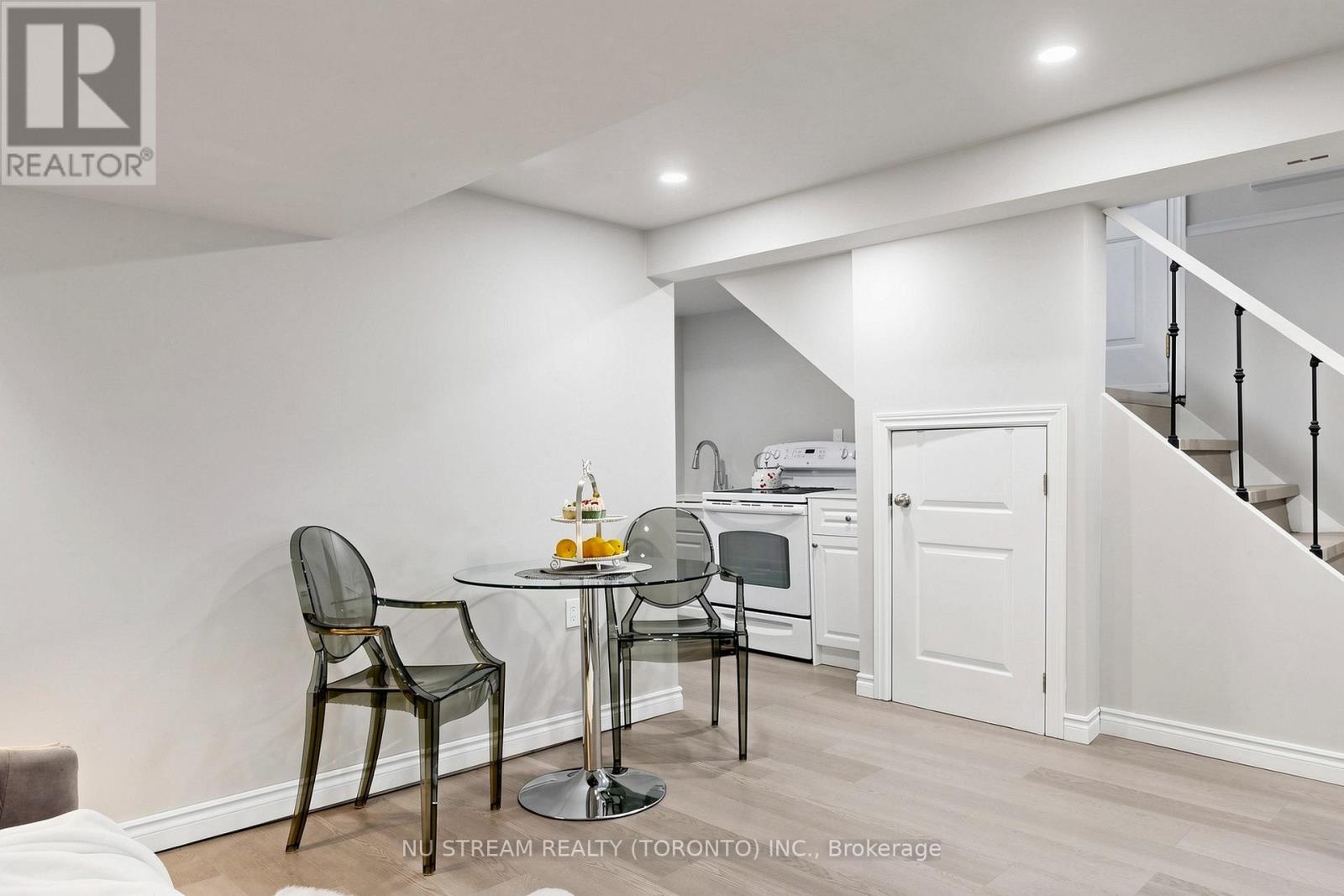 177 Vauxhall Drive Property Photo 28