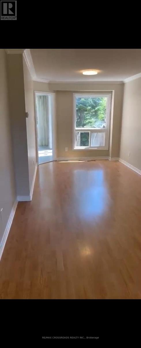 47 Duxbury Drive Property Photo 4