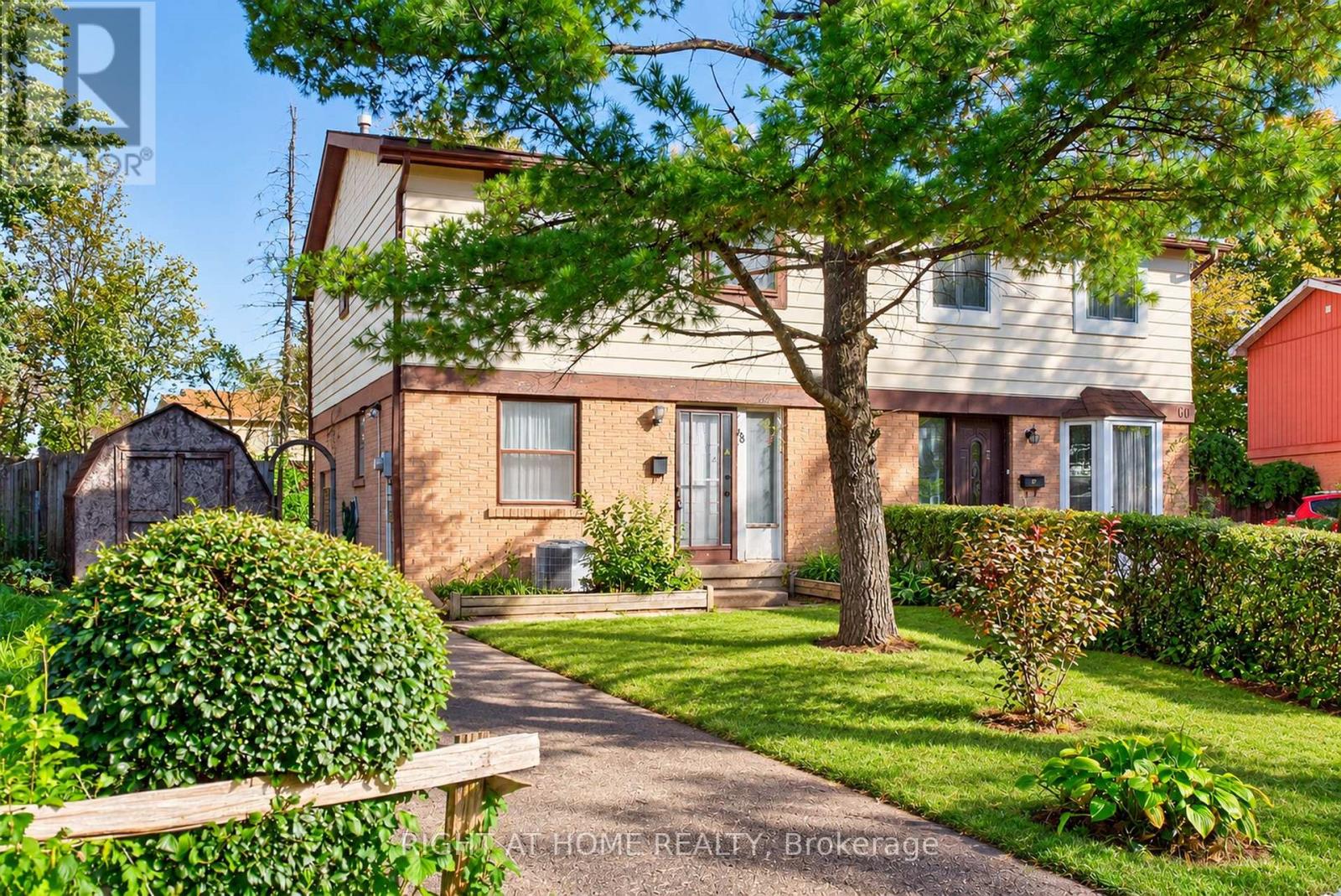68 Trott Square Property Photo 1