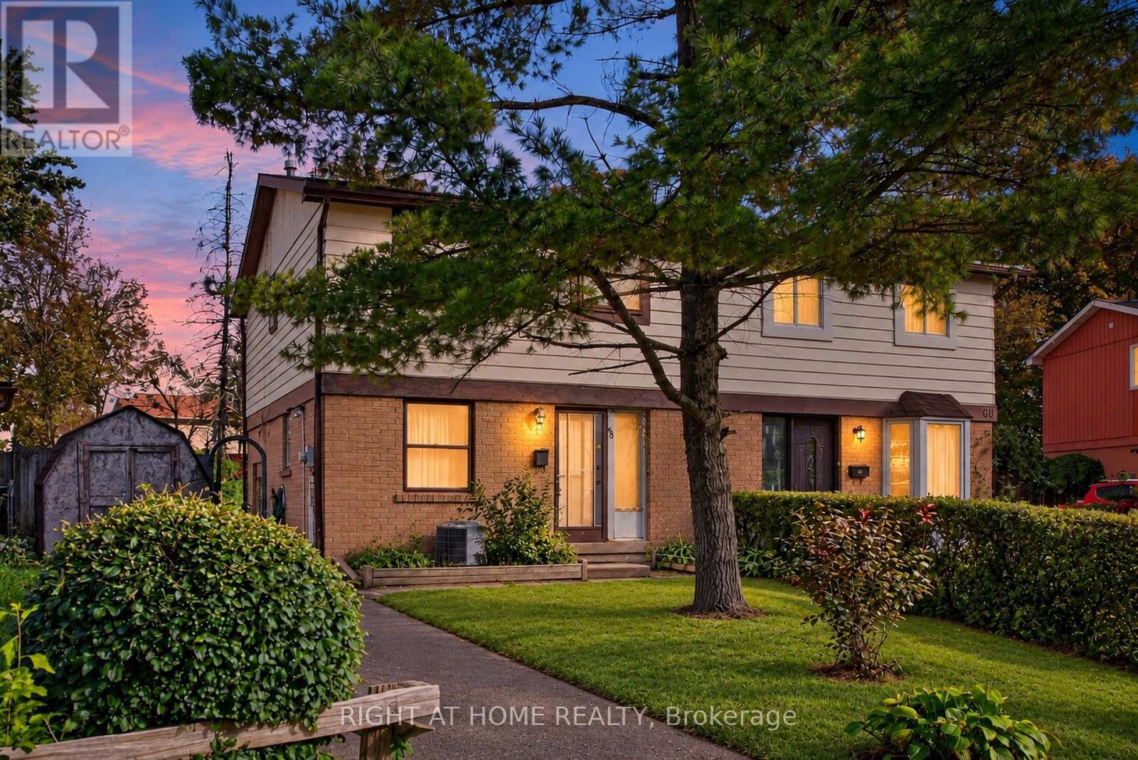 68 Trott Square Property Photo 2