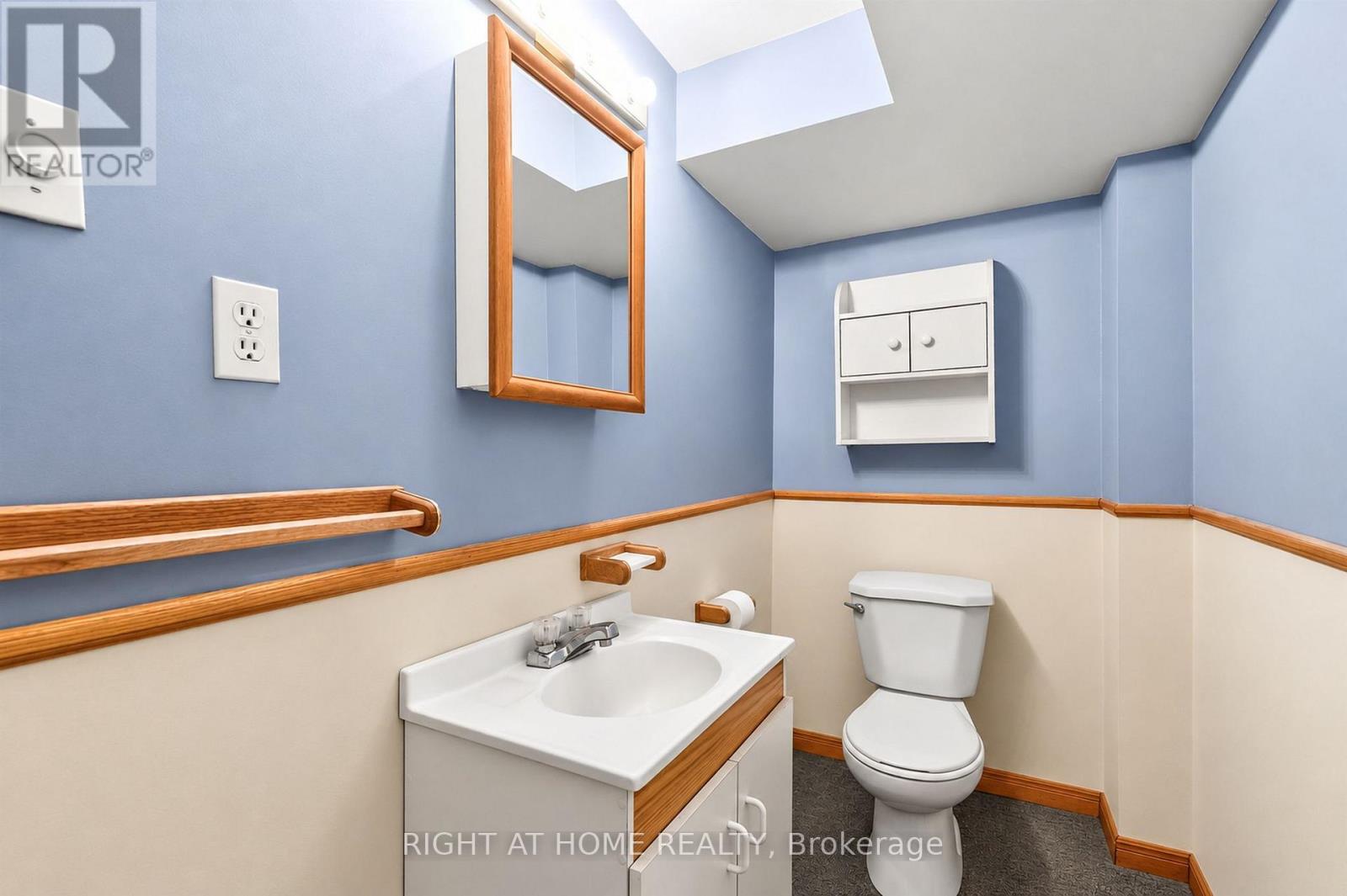 68 Trott Square Property Photo 18