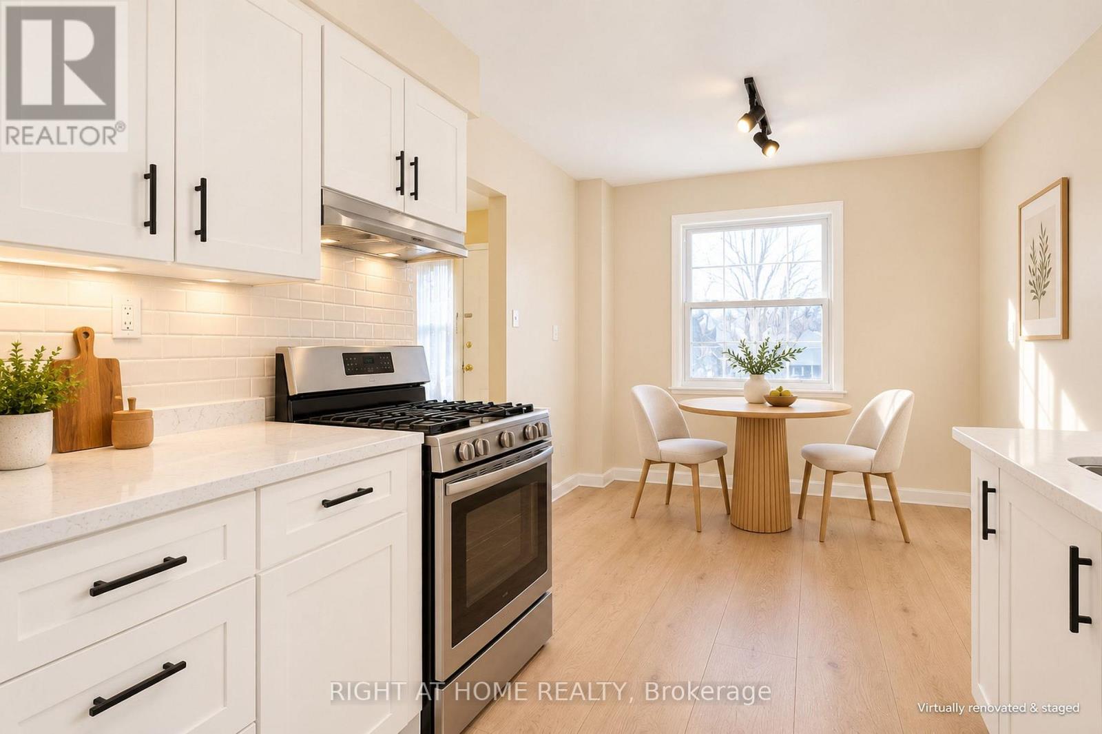 68 Trott Square Property Photo 25