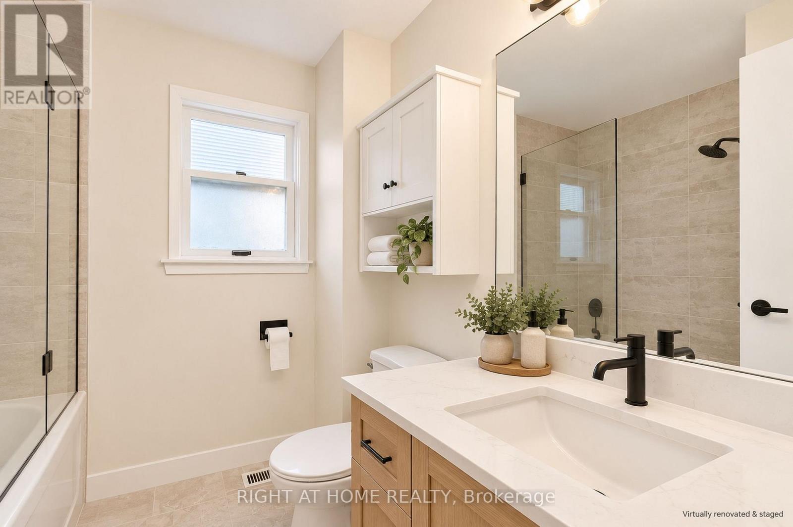68 Trott Square Property Photo 27